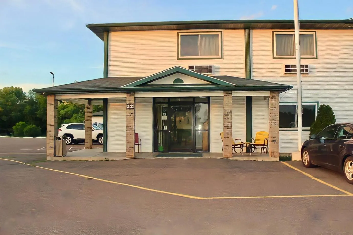 Facade/entrance in AmeriVu Inn And Suites