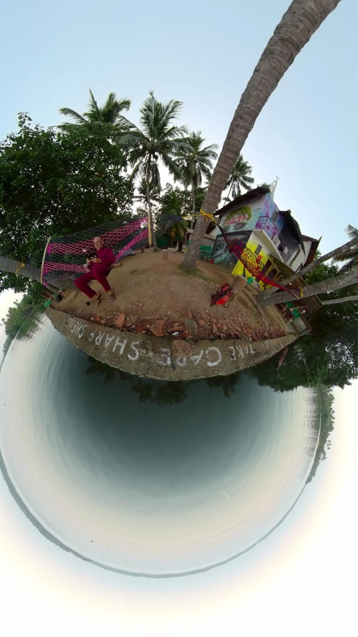 Property building in SANTA MARIA HOSTEL MUNROE ISLAND