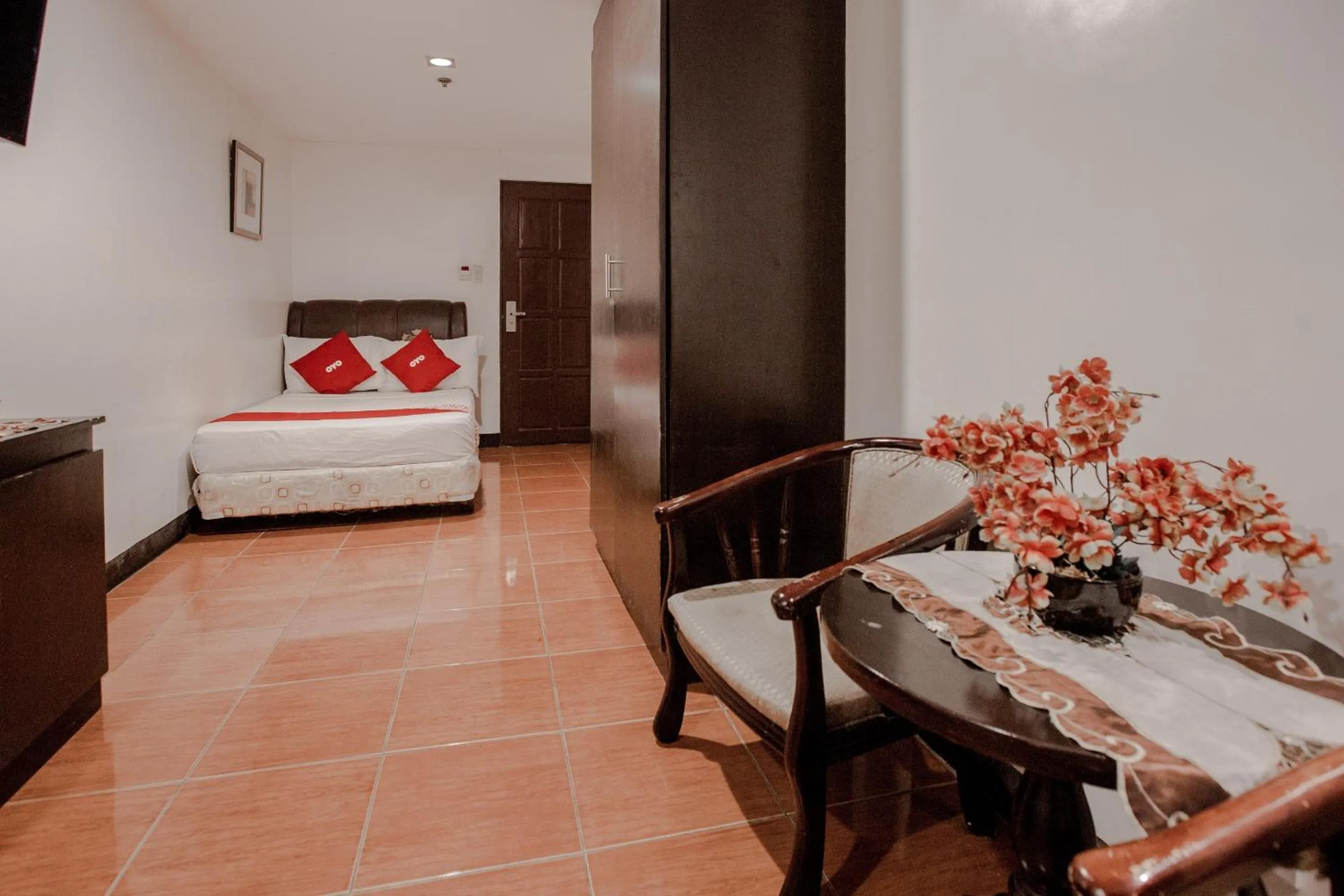 Bedroom, Bed in Super OYO 714 Haeinsa Condotel