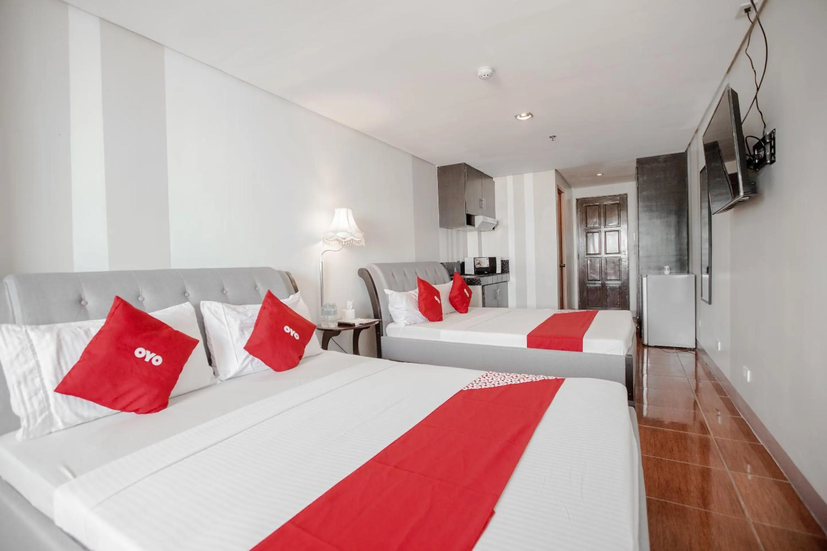 Bedroom, Bed in Super OYO 714 Haeinsa Condotel