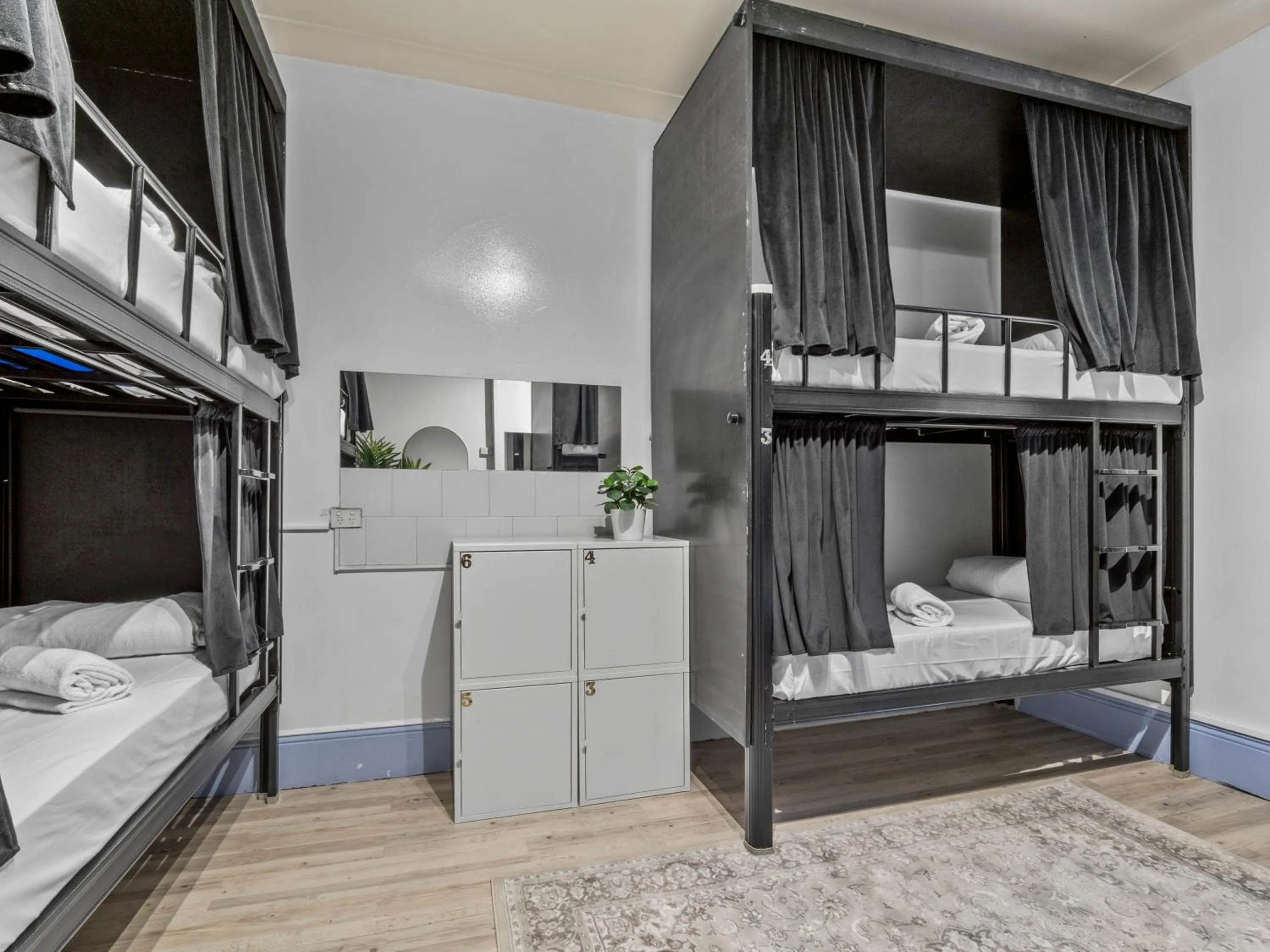 Bedroom, Bed in AZZURRO POD HOTEL Darling Harbour- Near ICC