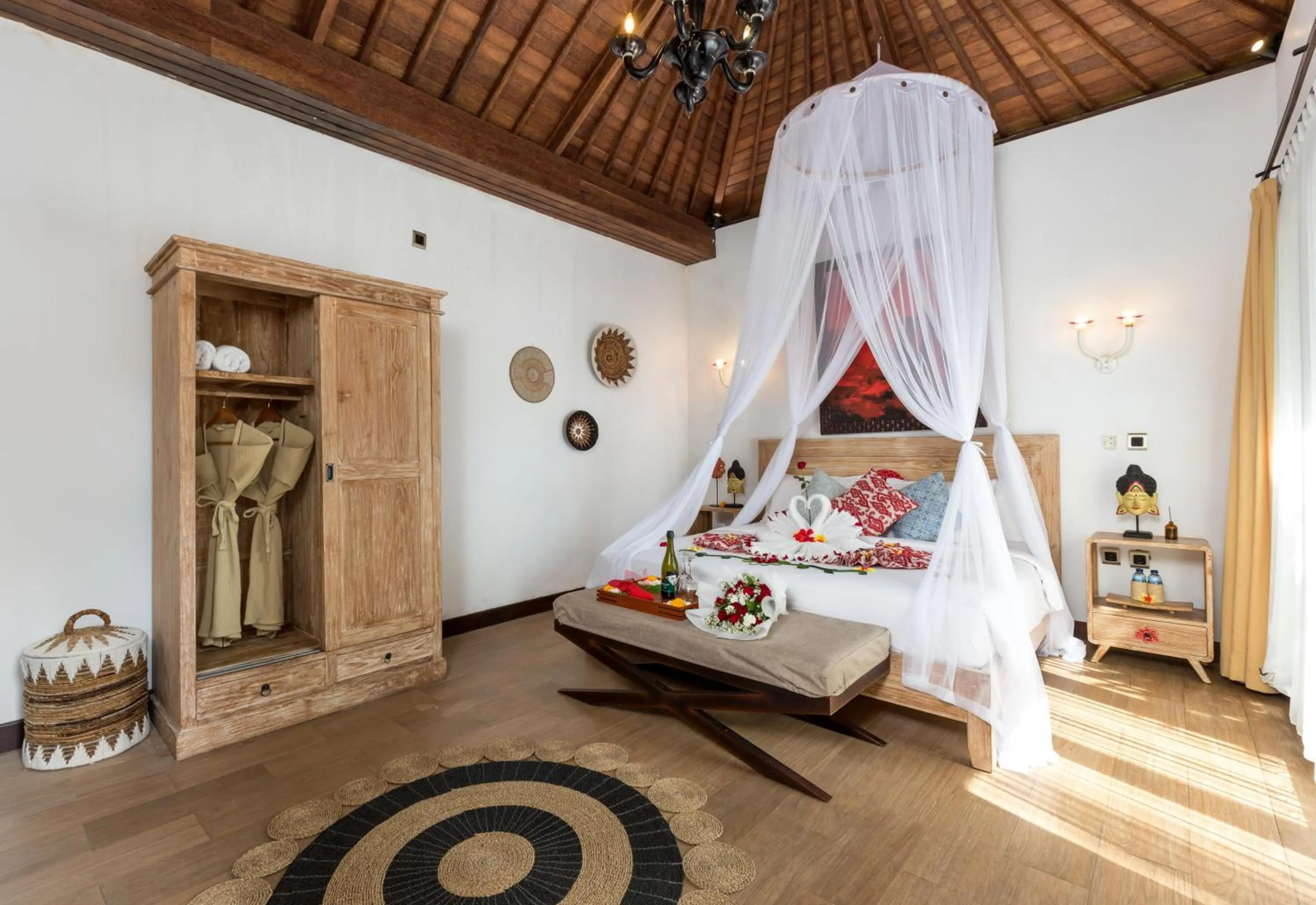 Bed in Ubud Raya Villa