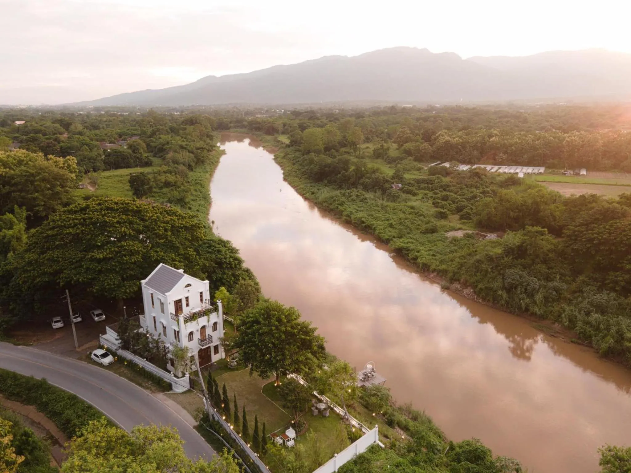 Property building in Villard123