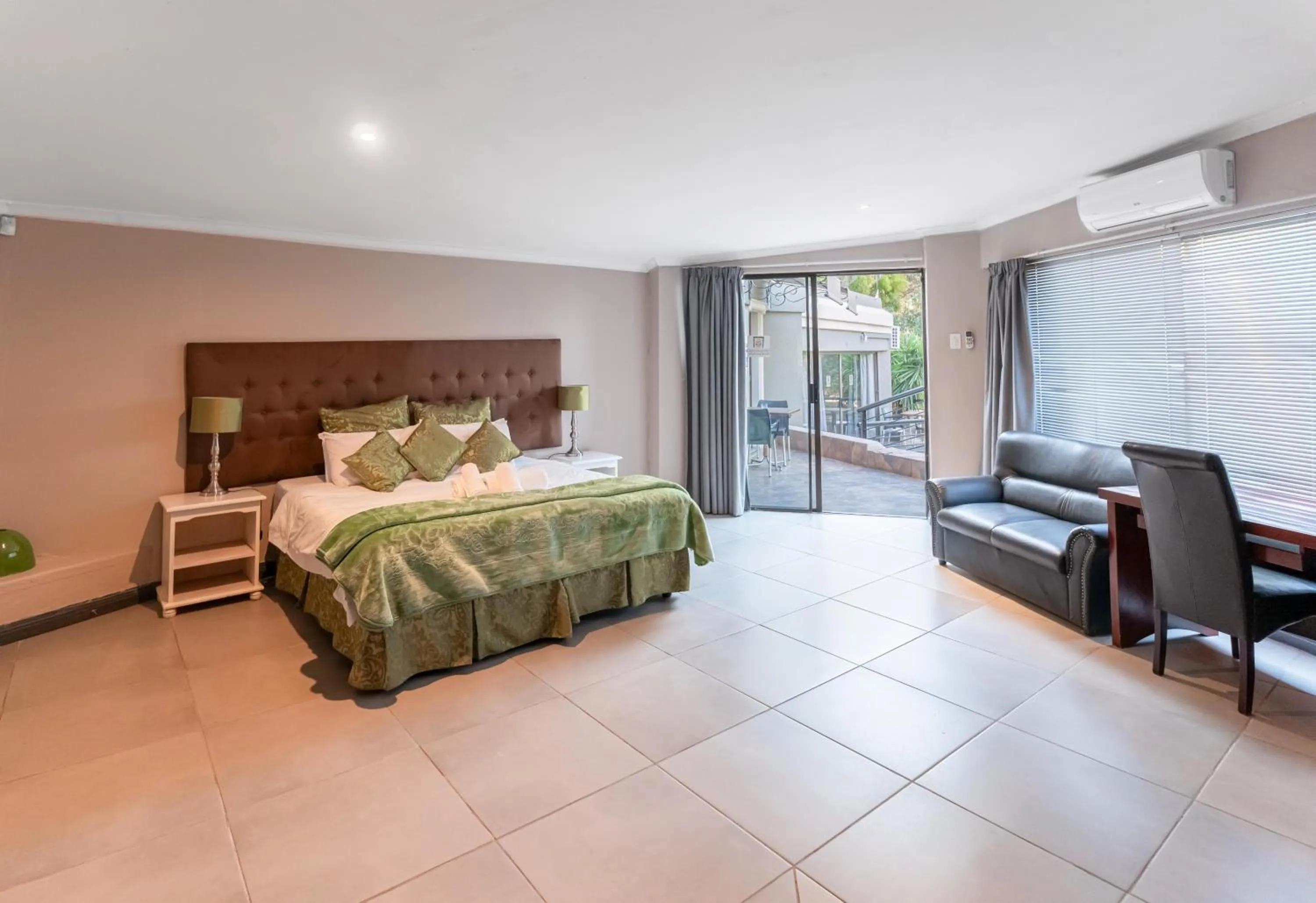 Bed in Villa Africa Boutique Hotel & Spa