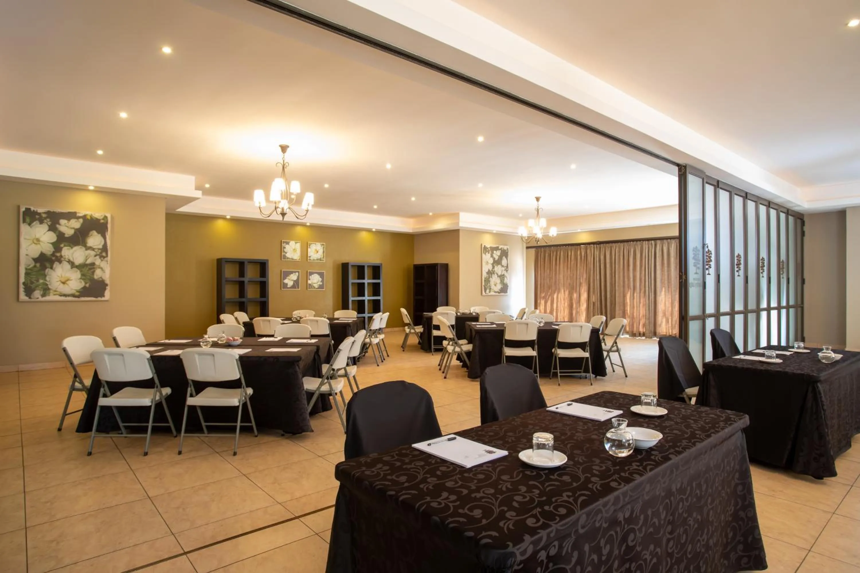 Meeting/conference room in Bluegum Country Lodge