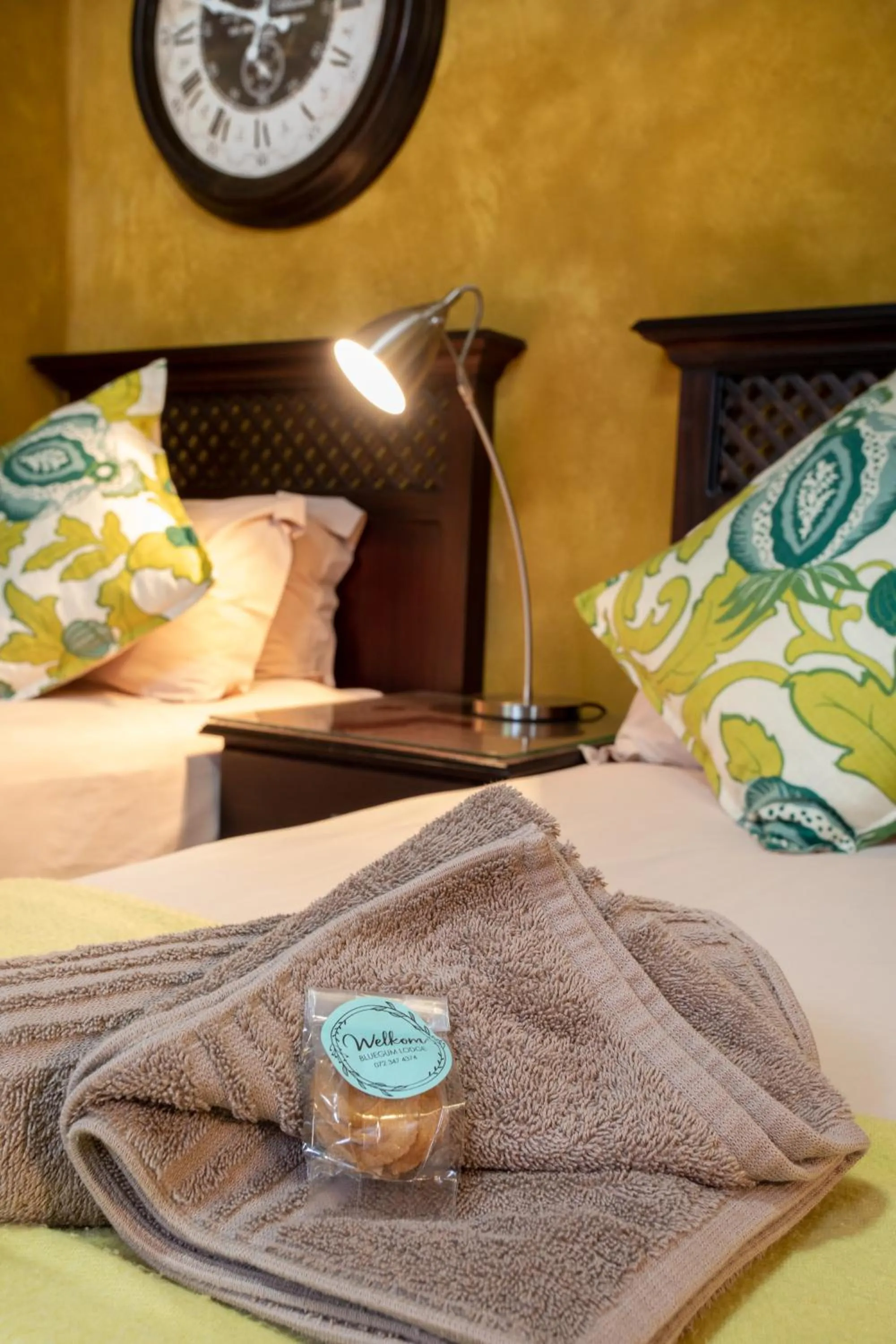 Bed in Bluegum Country Lodge