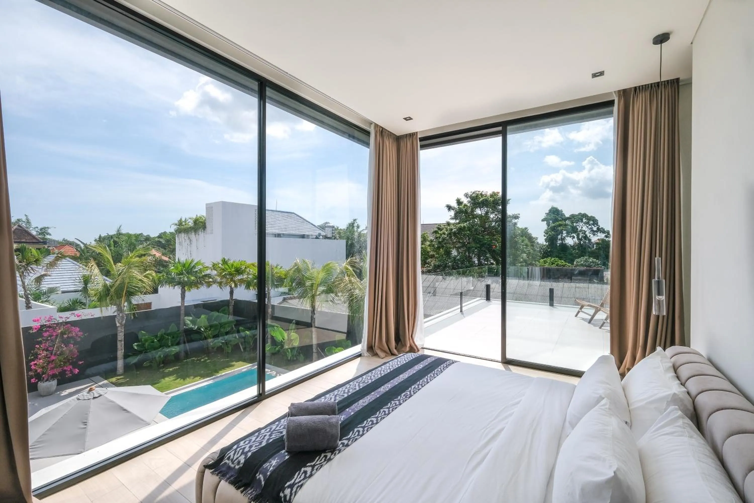 Patio, Bed in Villa Yuna