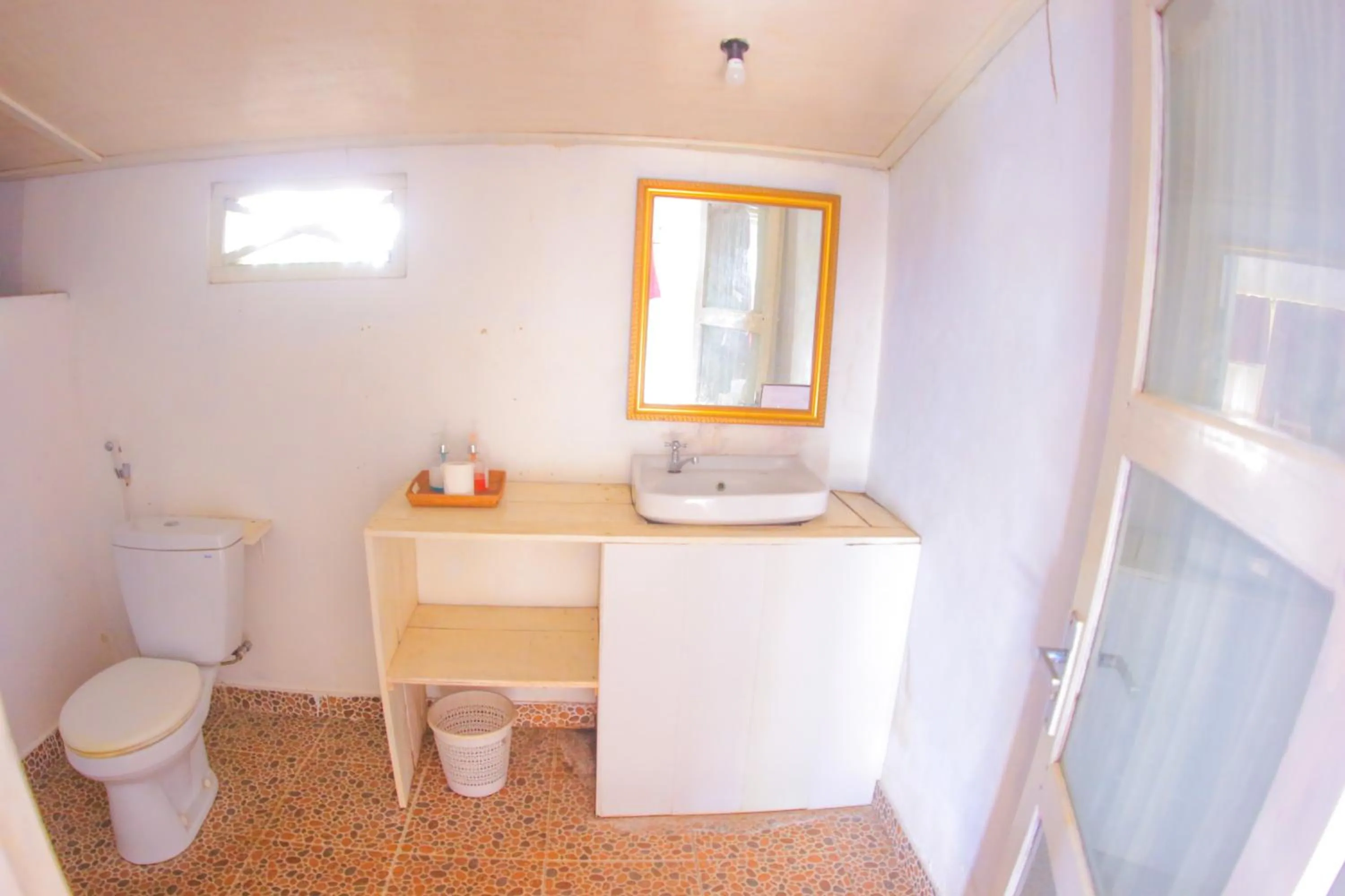 Toilet in Annaya House