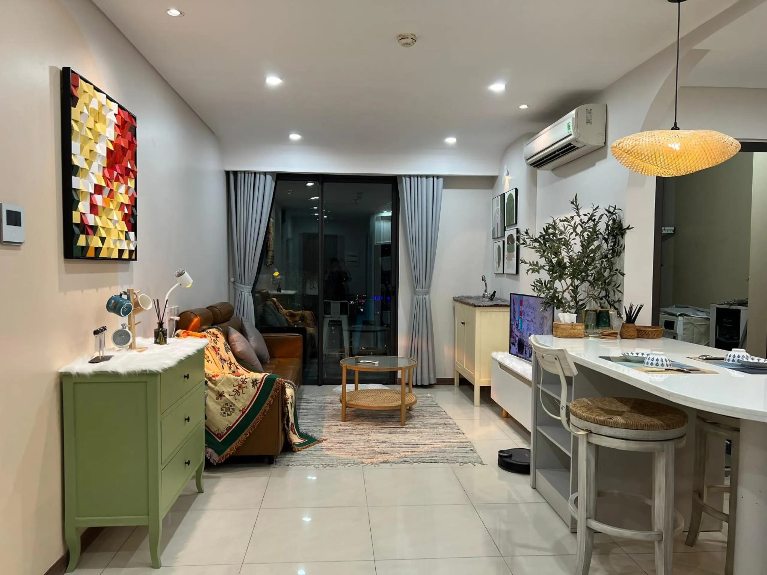 Kitchen or kitchenette in UPhoenix Home- HaDo Centrosa Garden