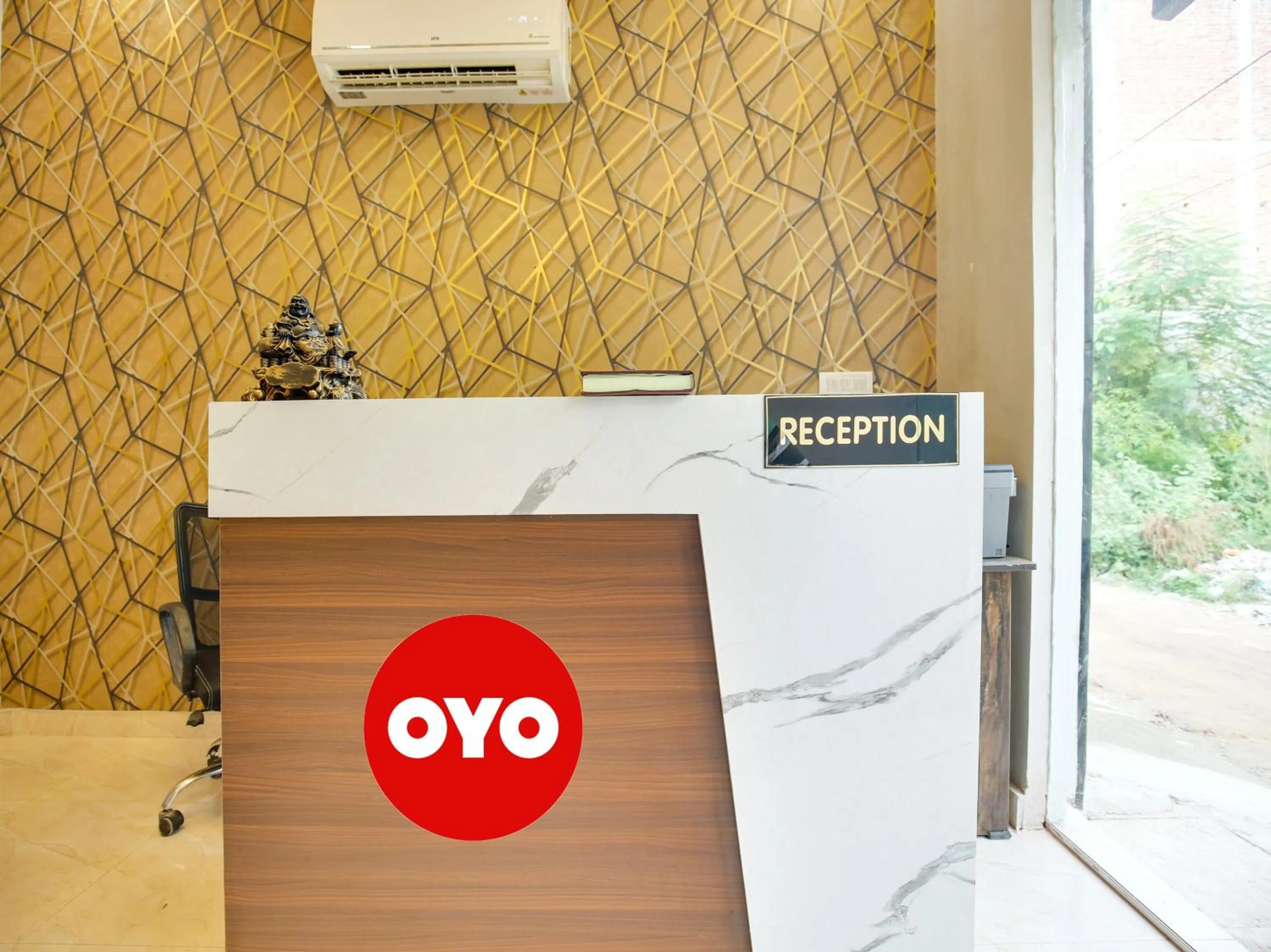 Lobby or reception in Hotel O Golden A