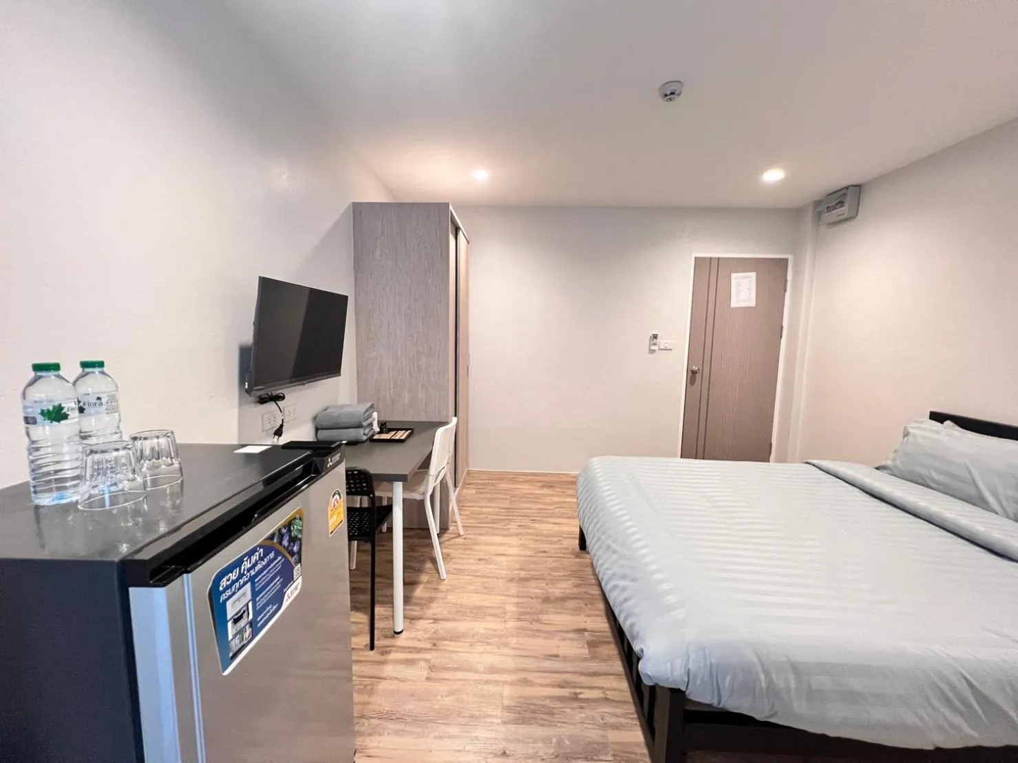 Photo of the whole room, Bed in Aree House Poshtel