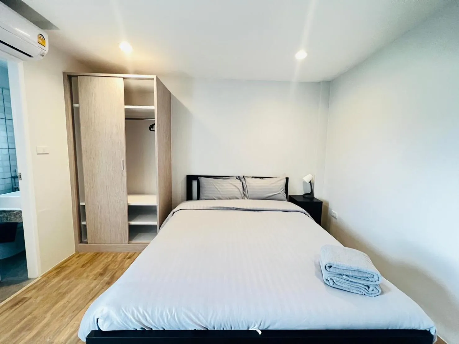 Photo of the whole room, Bed in Aree House Poshtel