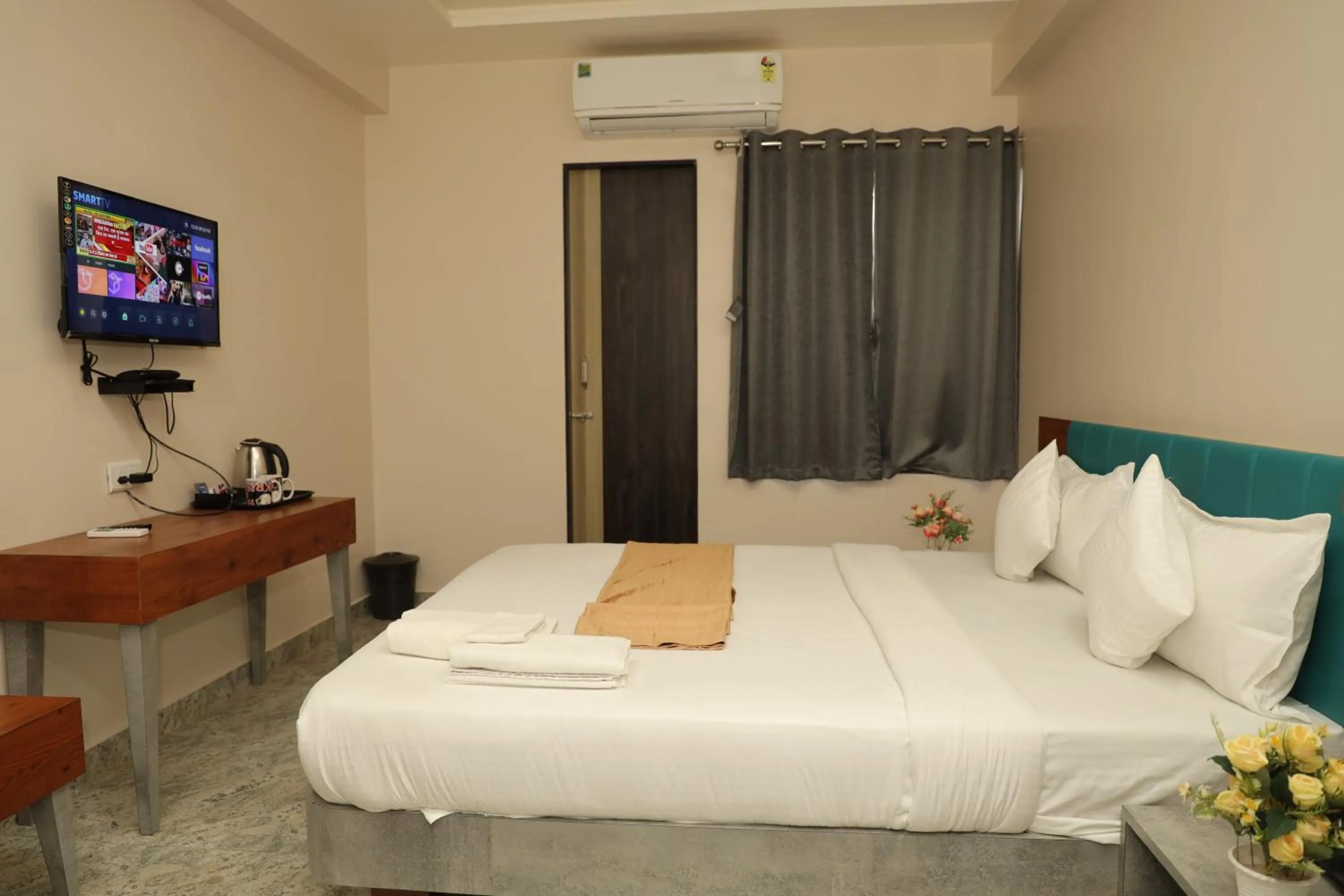 Bed in Hotel Lord Krishna