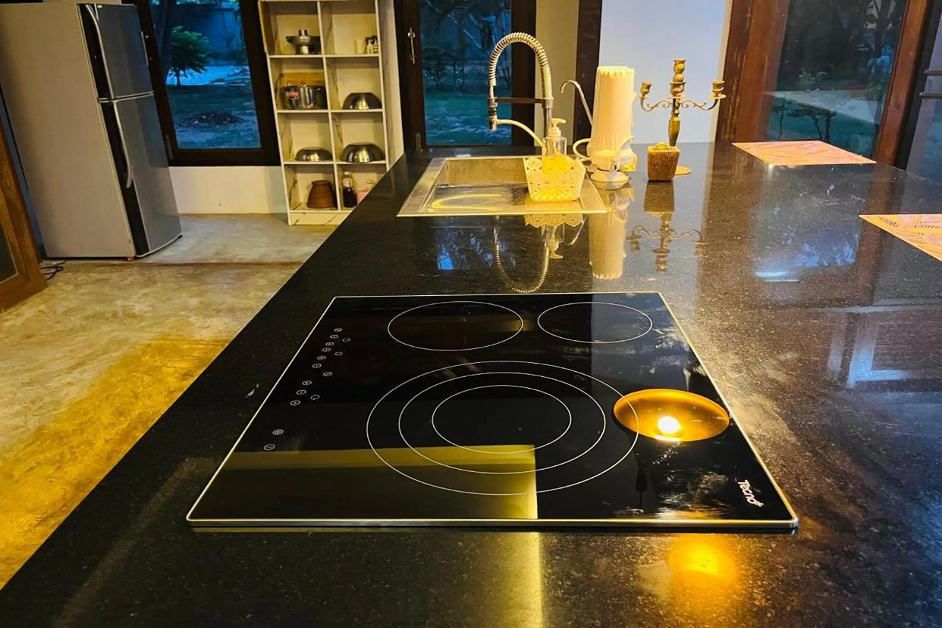 Kitchen or kitchenette in SS pool villa hills