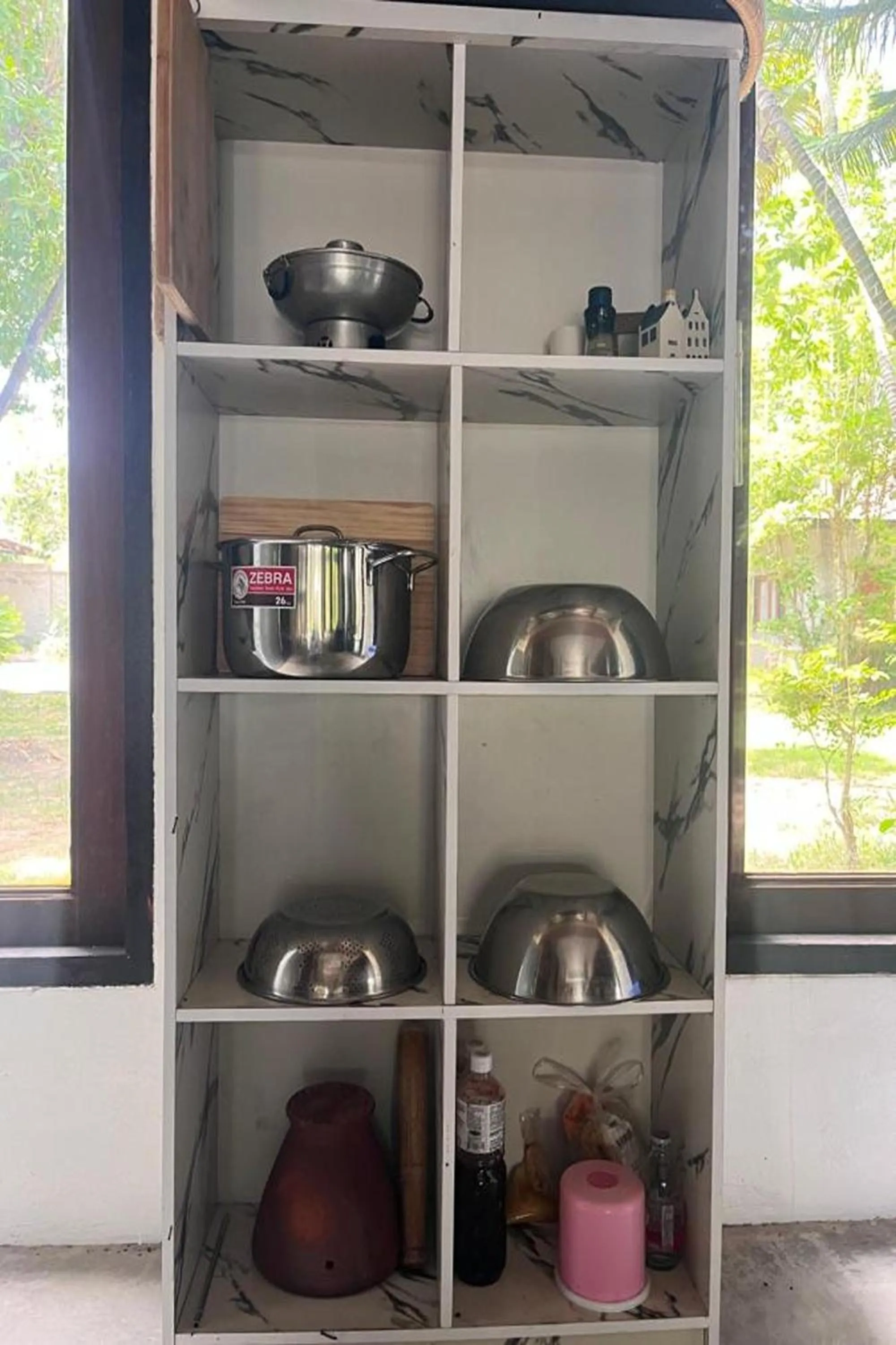 Kitchen or kitchenette in SS pool villa hills