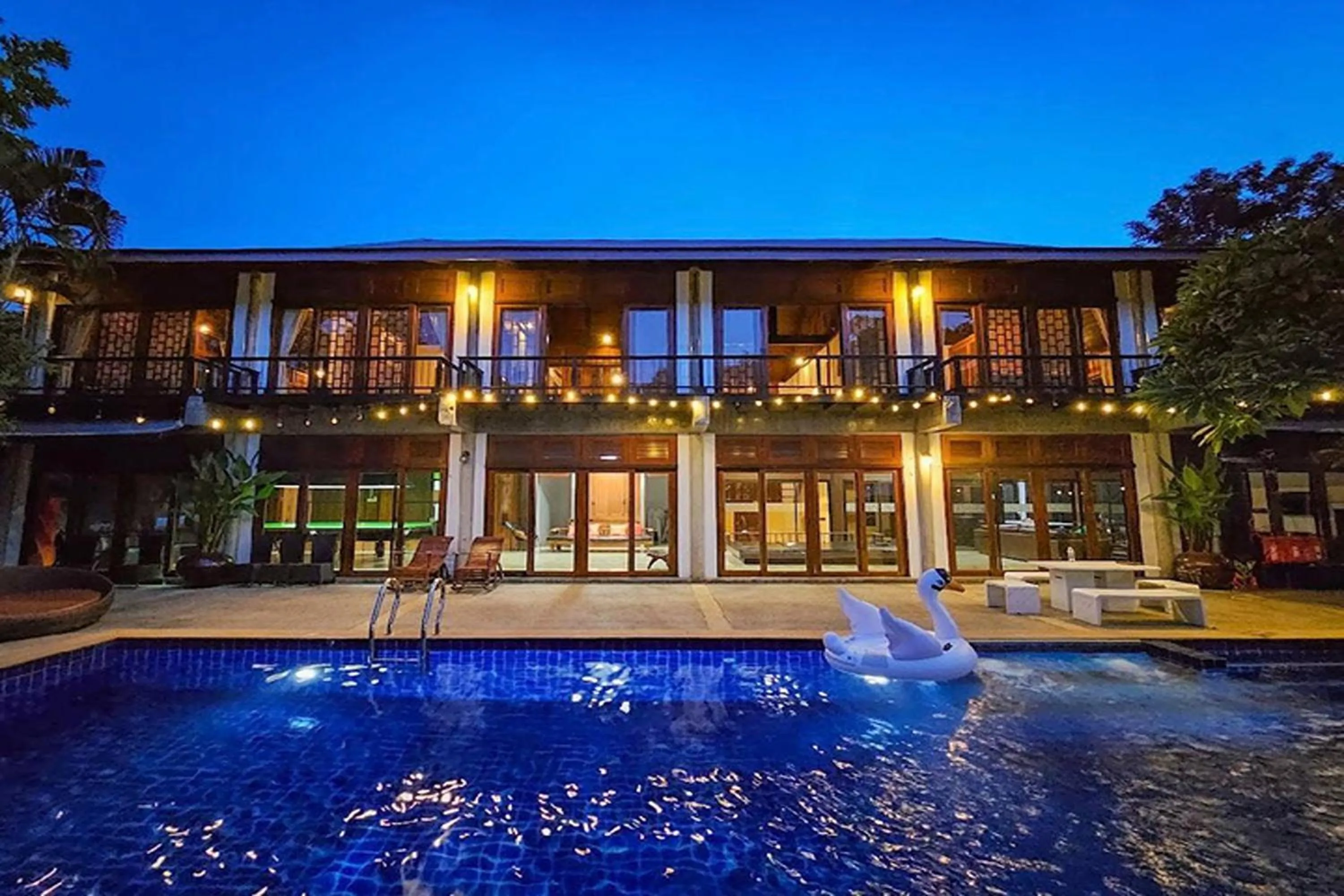 Property building in SS pool villa hills