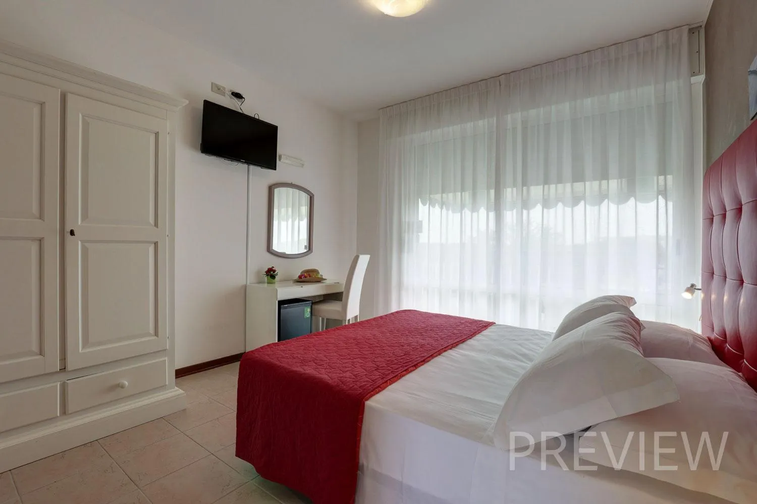 Bed in Hotel Picobello Pineta