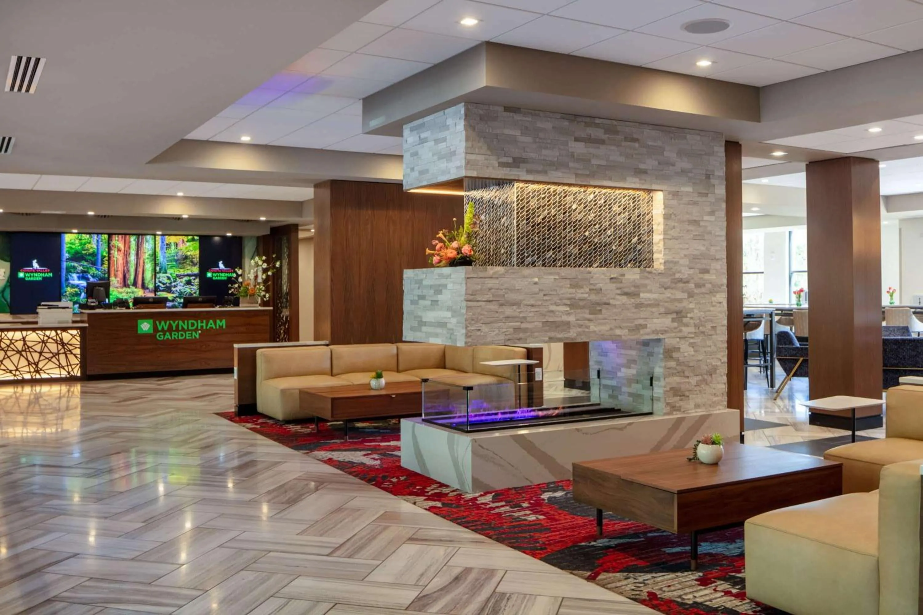Lobby or reception in Wyndham Garden Redwood Valley - Ukiah