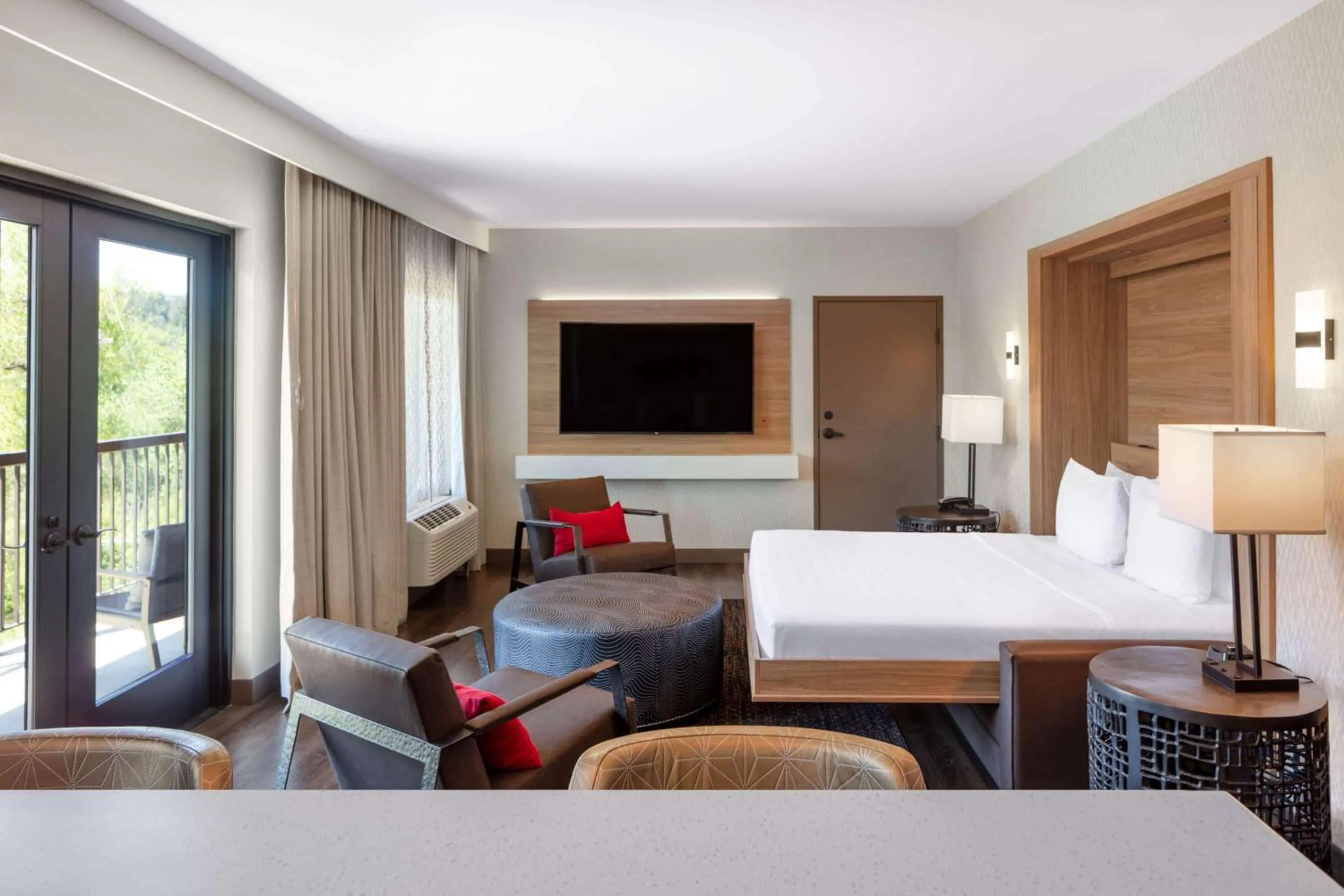 Photo of the whole room in Wyndham Garden Redwood Valley - Ukiah