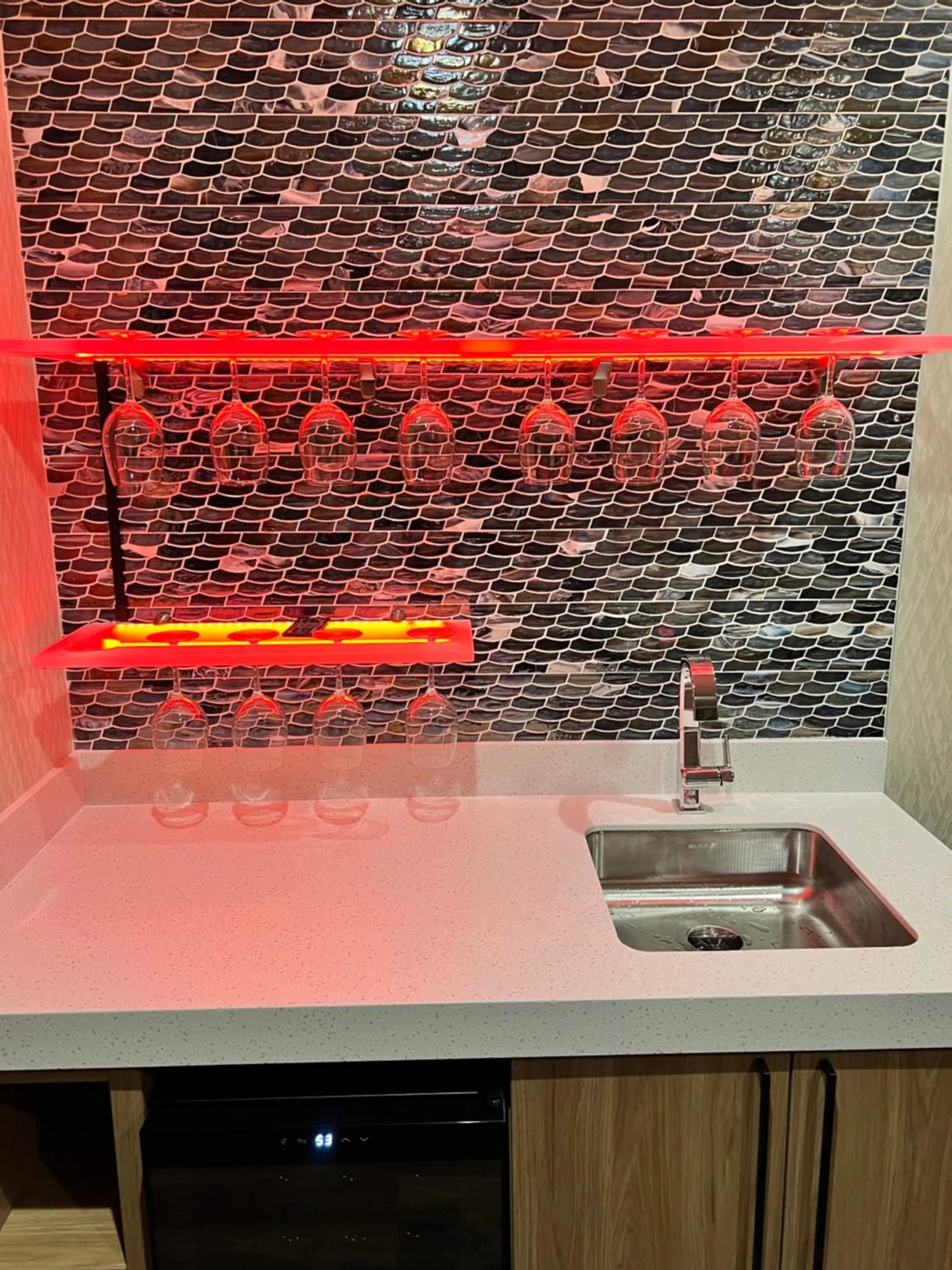 oven in Wyndham Garden Redwood Valley - Ukiah