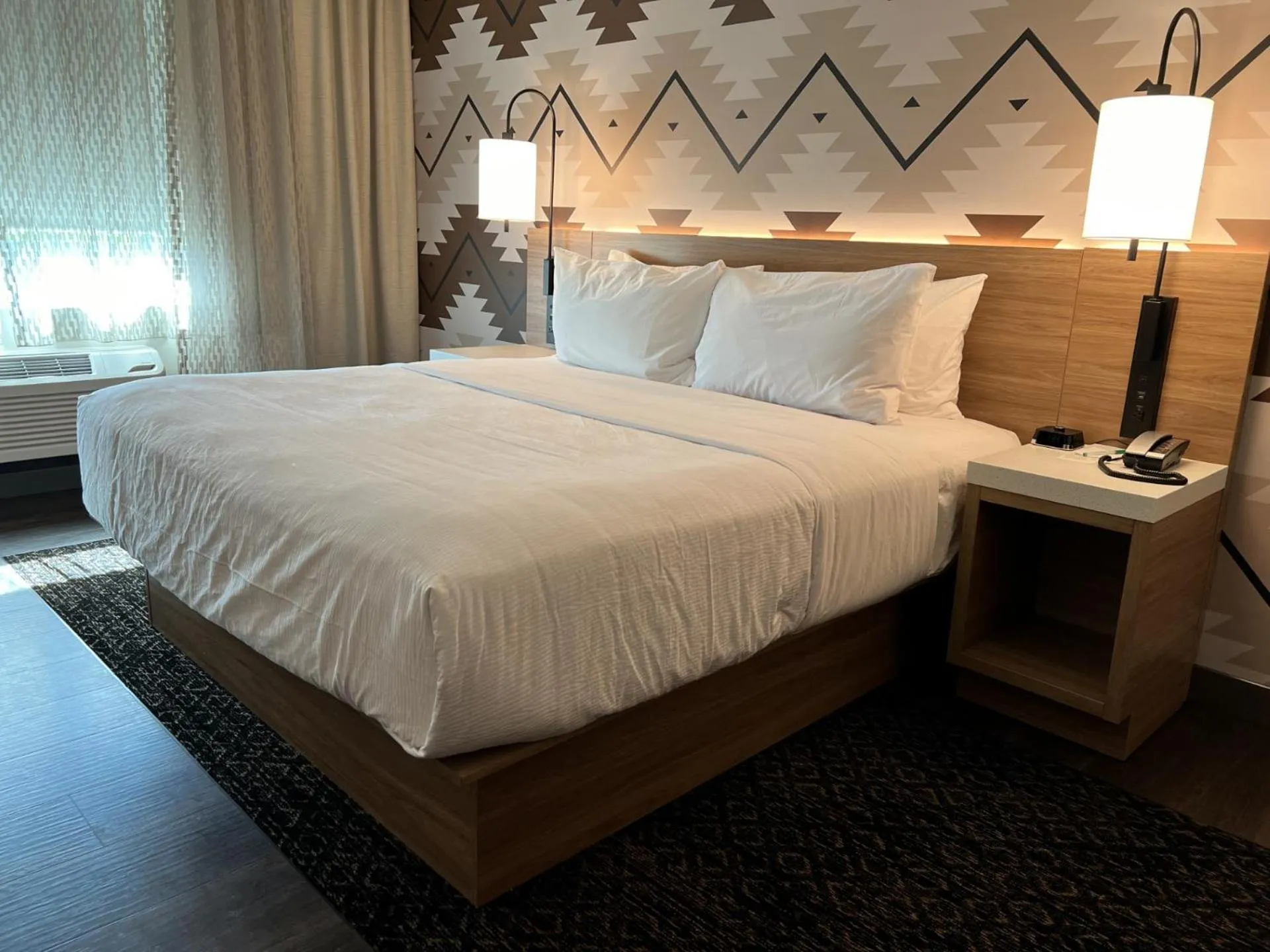 Bed in Wyndham Garden Redwood Valley - Ukiah