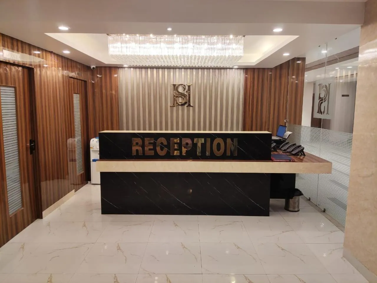 Lobby or reception in Hotel Samriddhi