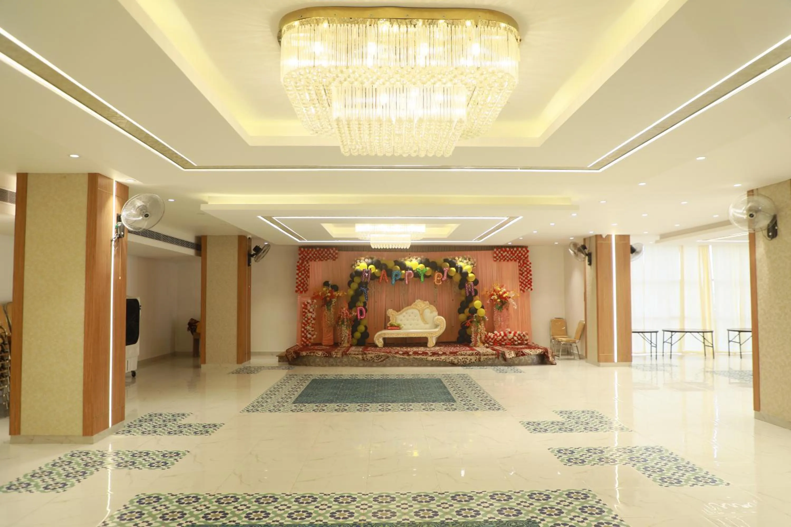 Property building, Banquet Facilities in Hotel Samriddhi