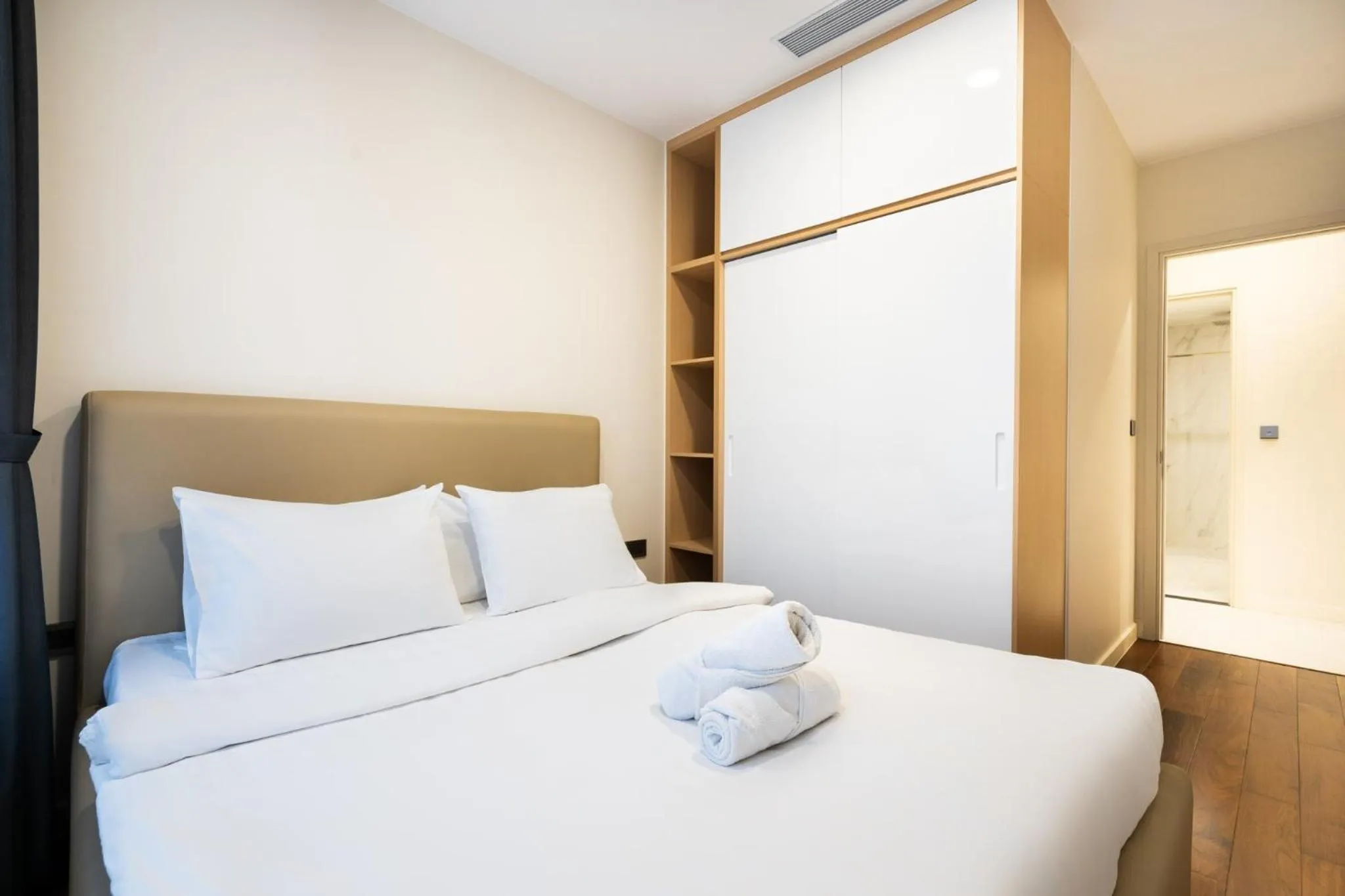 Bed in The Rixx Madison