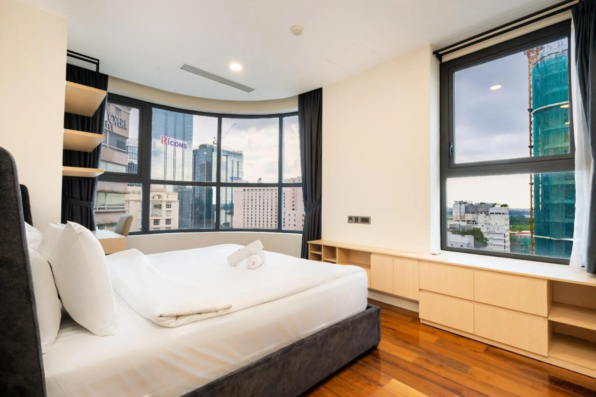 Bed in The Rixx Madison