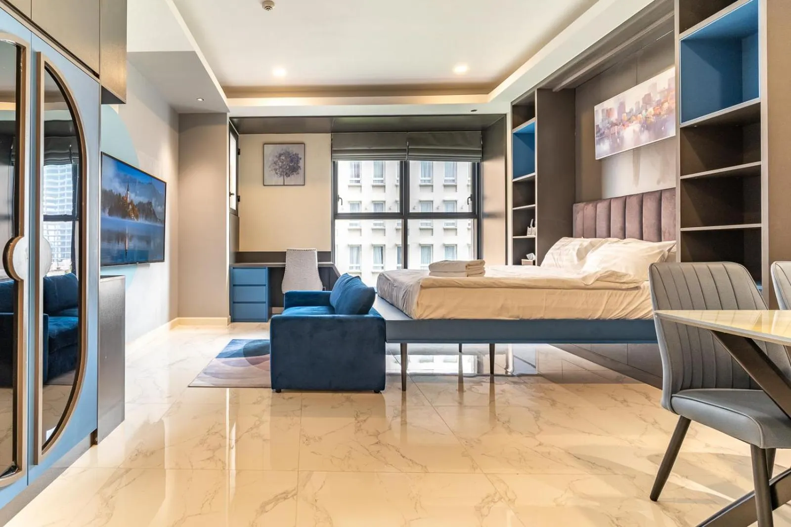 Bed in The Rixx Madison