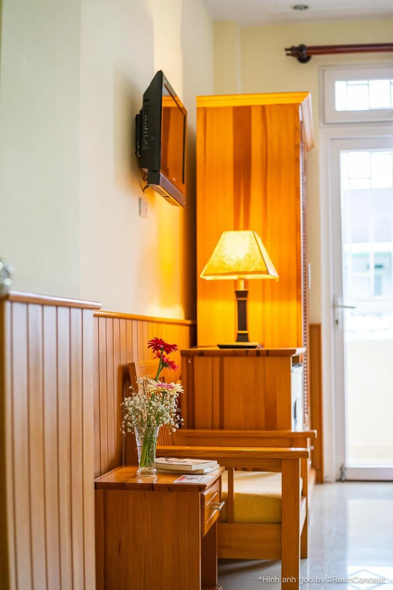 Evening entertainment in BÁCH AN LẠC HOTEL