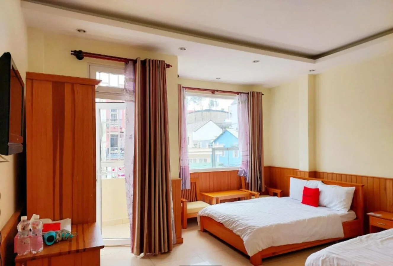 Bedroom, Bed in BÁCH AN LẠC HOTEL