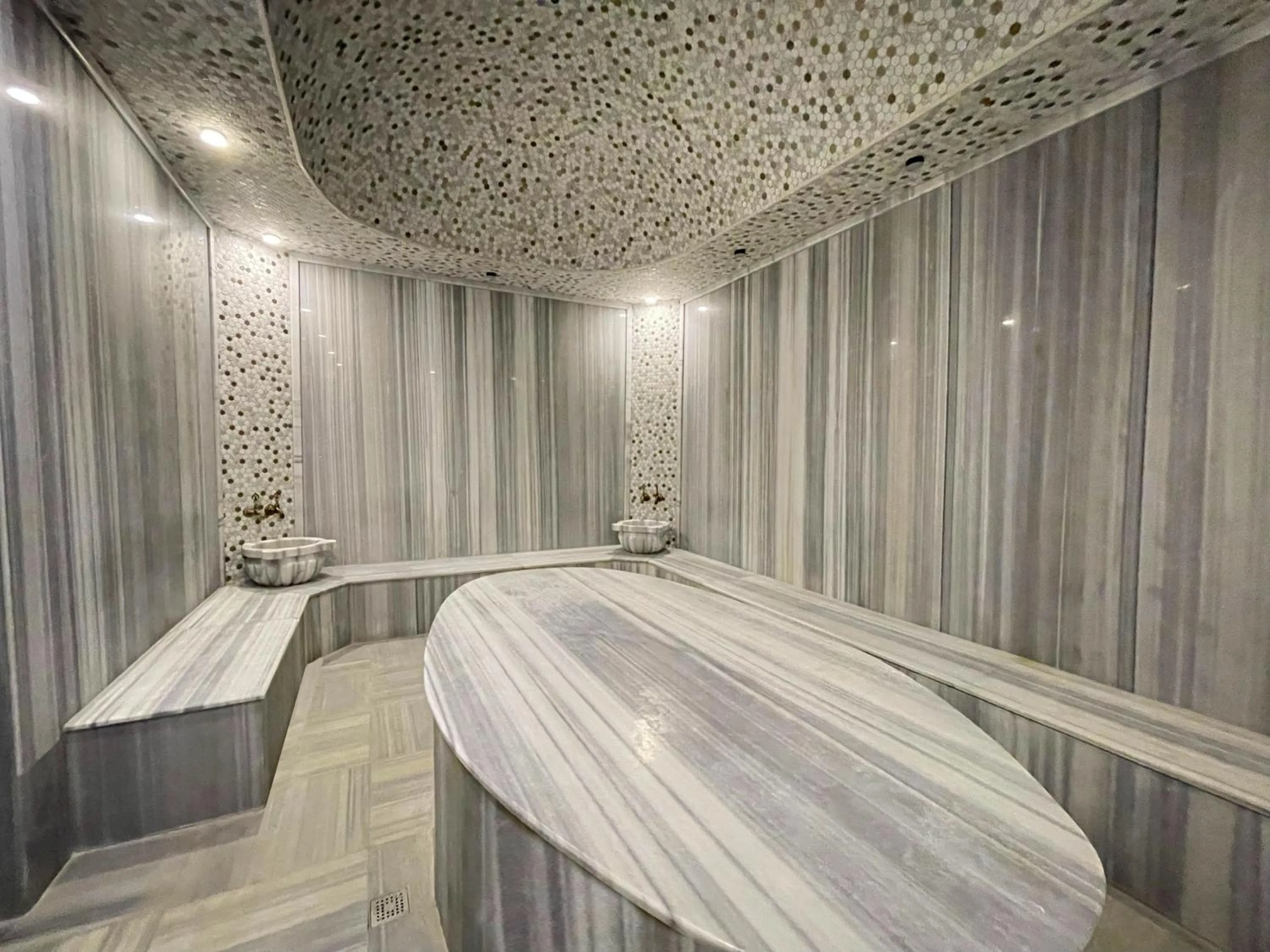 Steam room in Arena Sport Hotel
