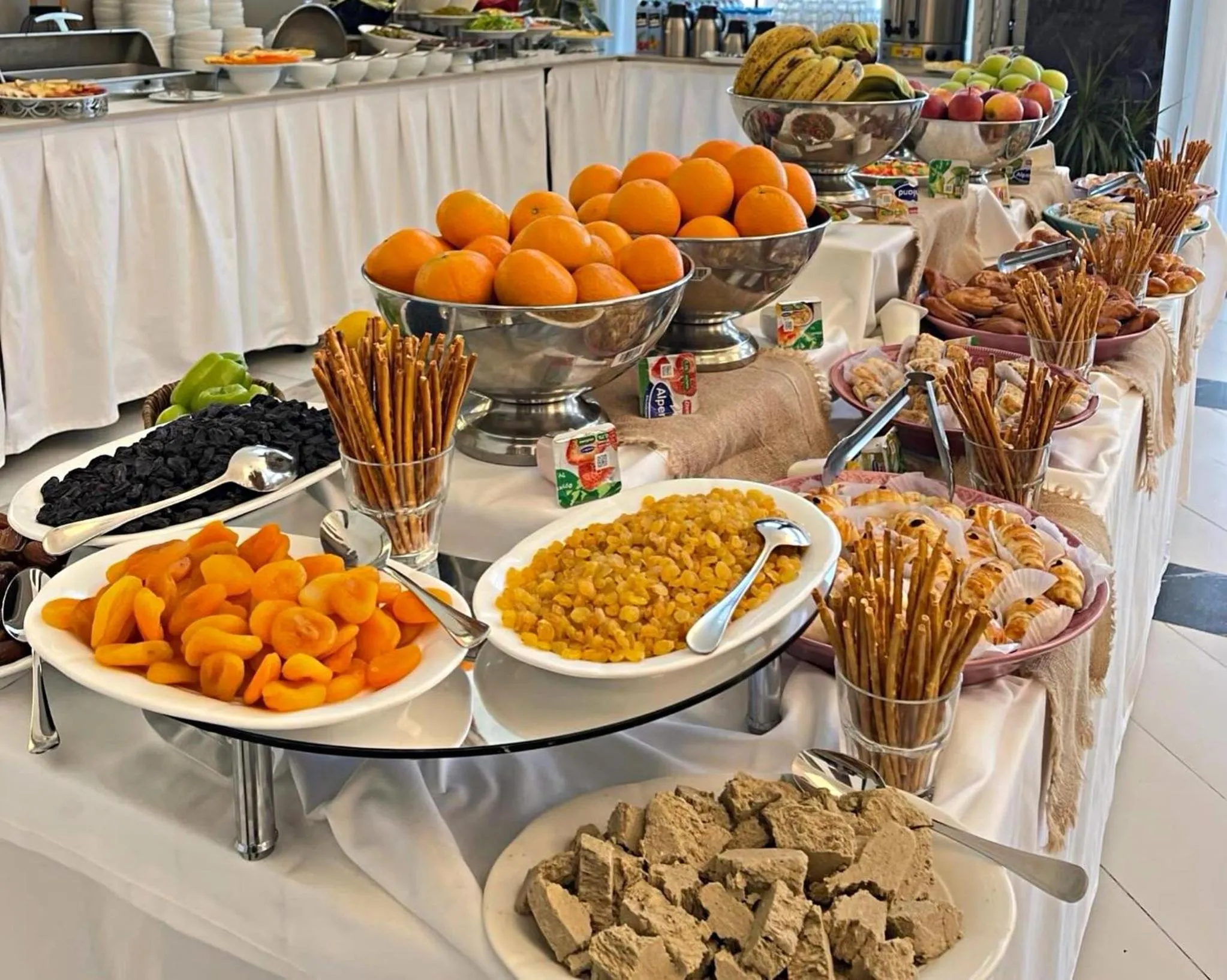 Restaurant/places to eat in Arena Sport Hotel