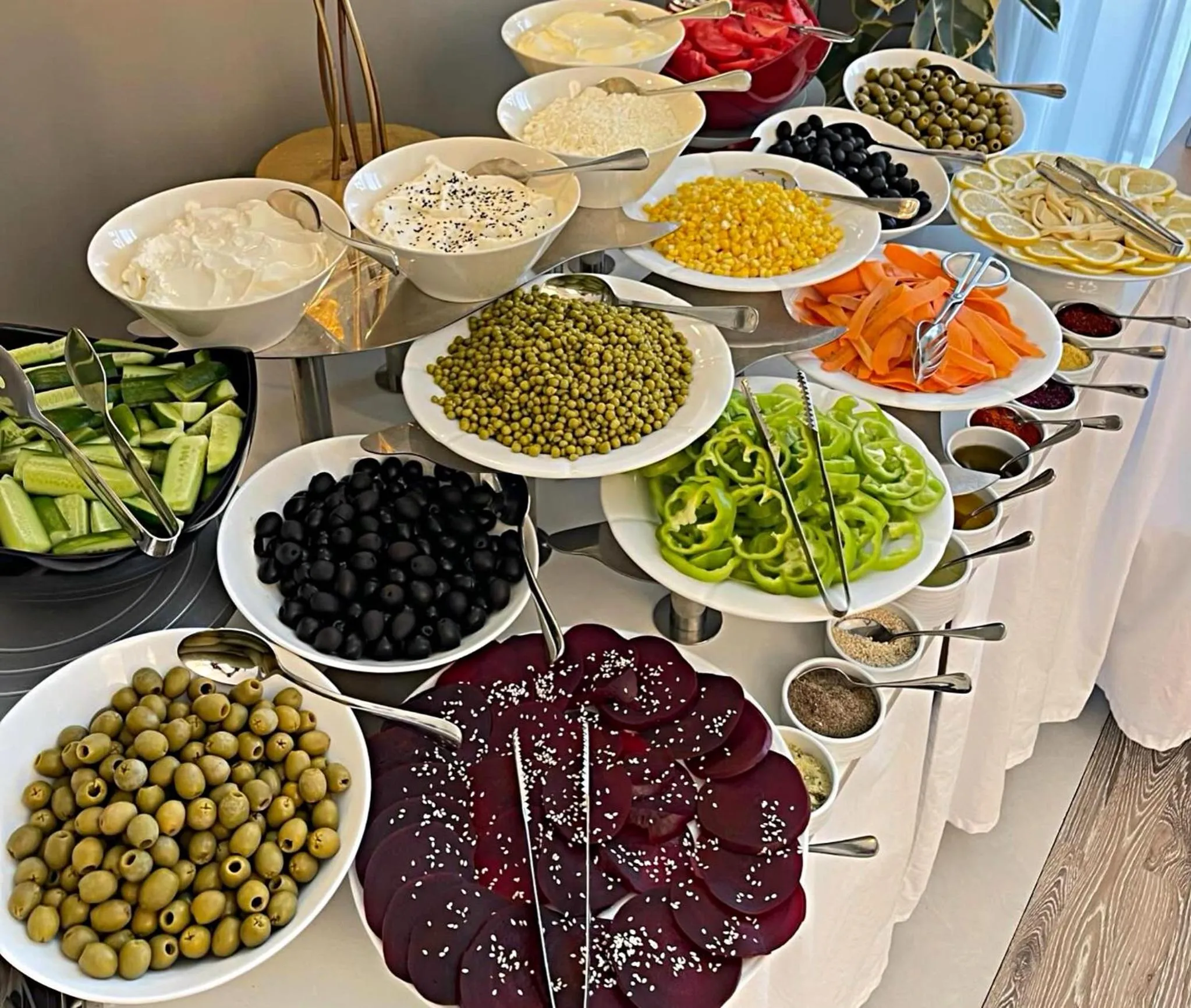 Restaurant/places to eat in Arena Sport Hotel