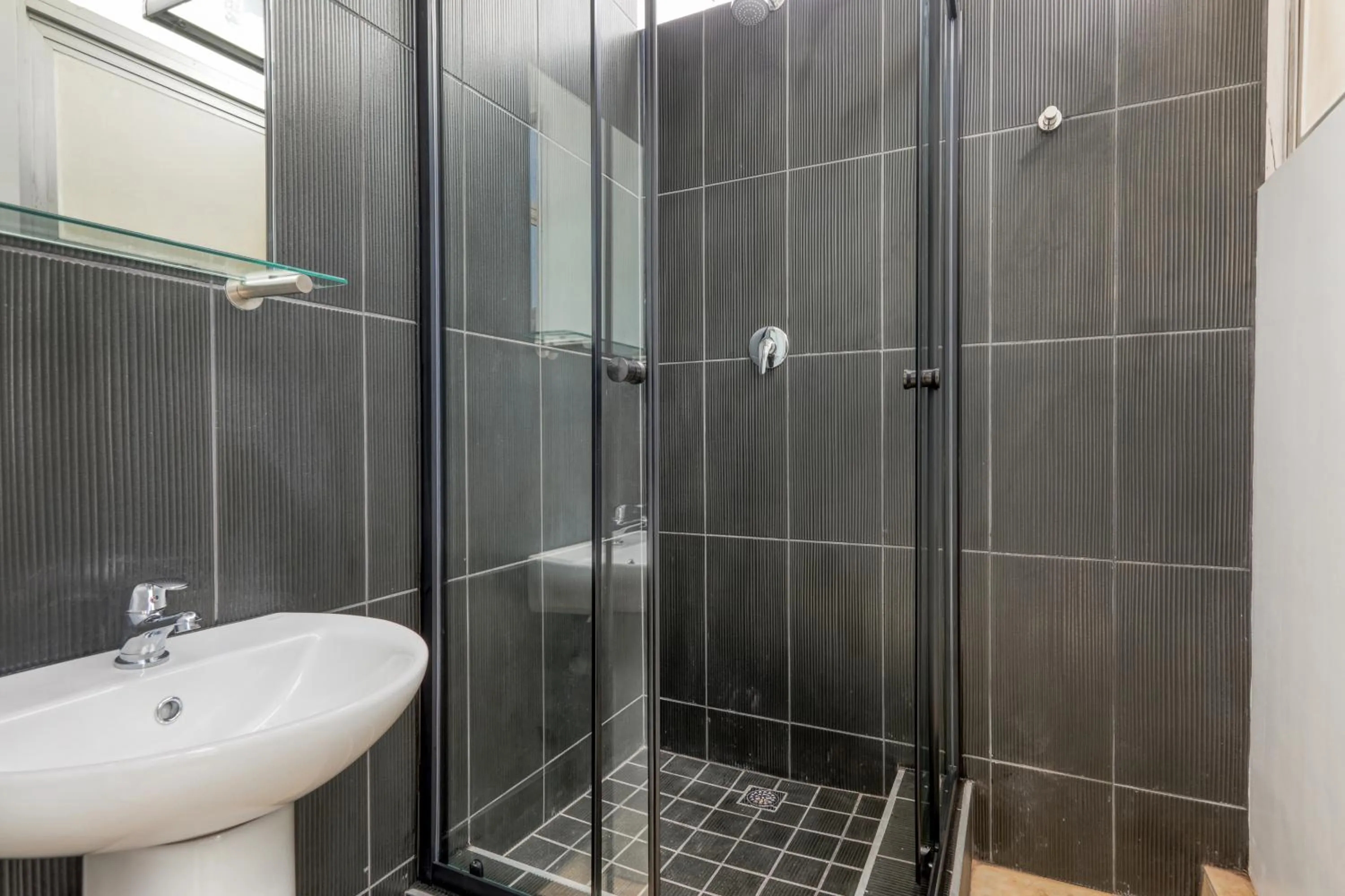 Inn & Out Express Sea Point