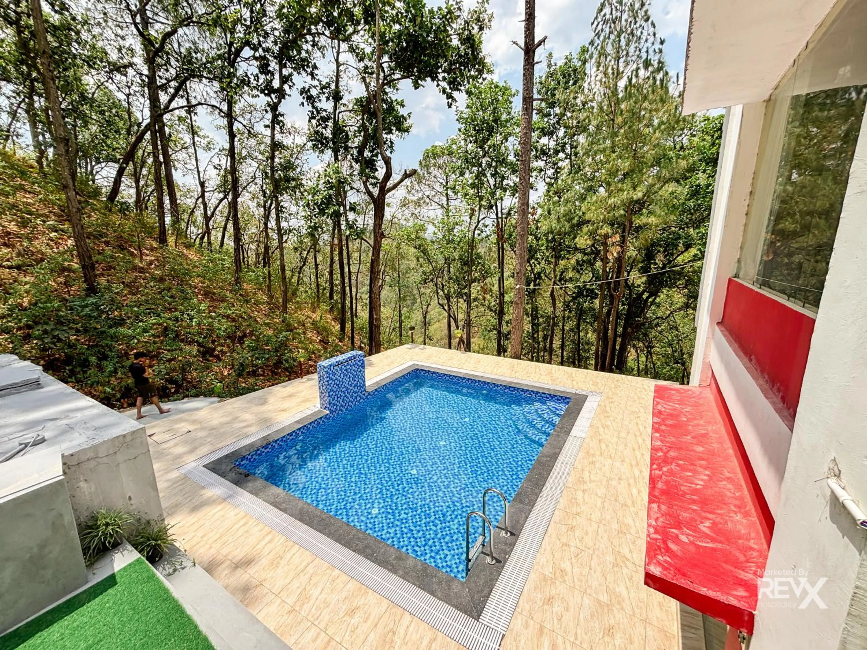 Day in Hotel Prince valley