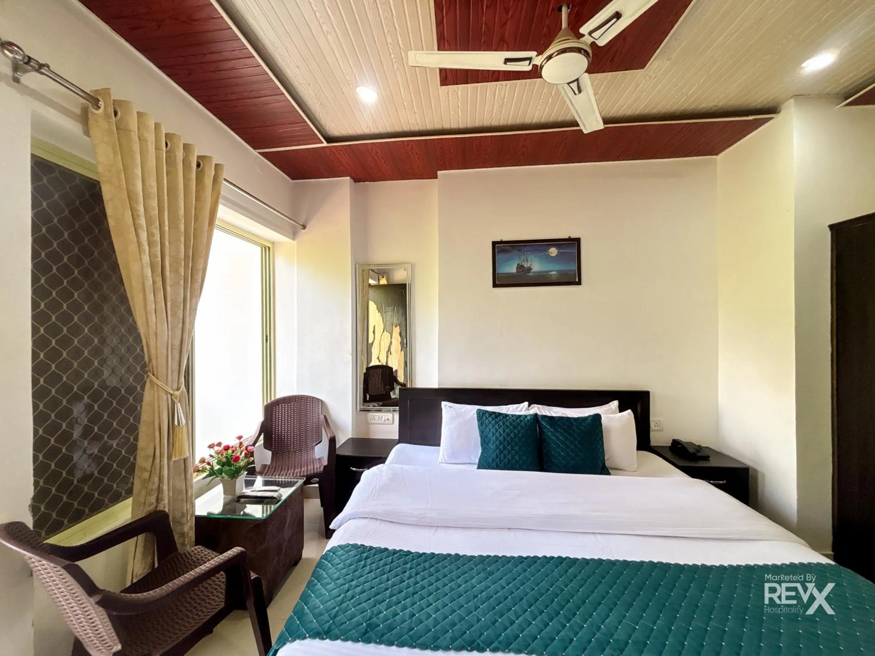 View (from property/room), Bed in Hotel Prince valley