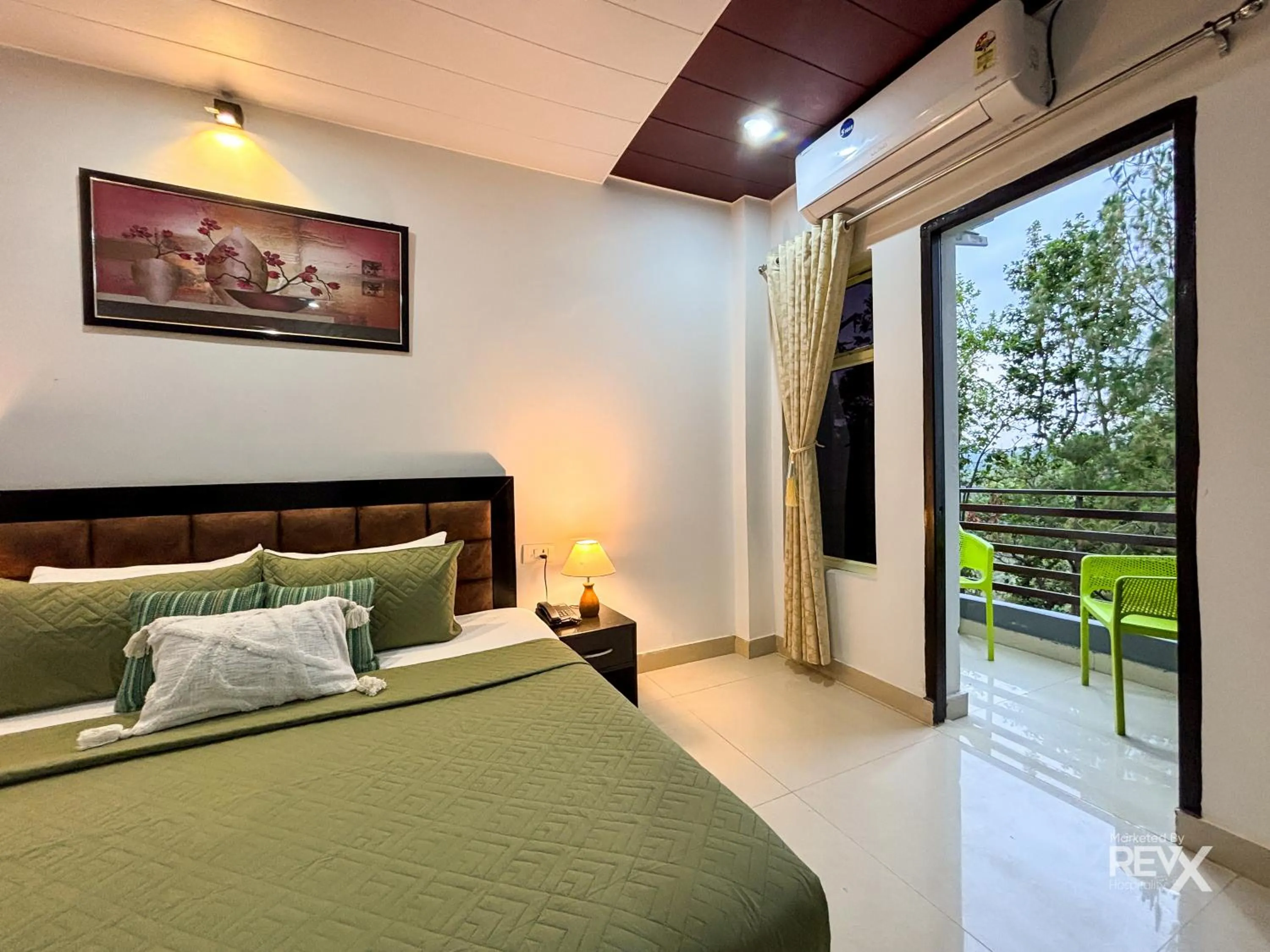 air conditioner, Bed in Hotel Prince valley