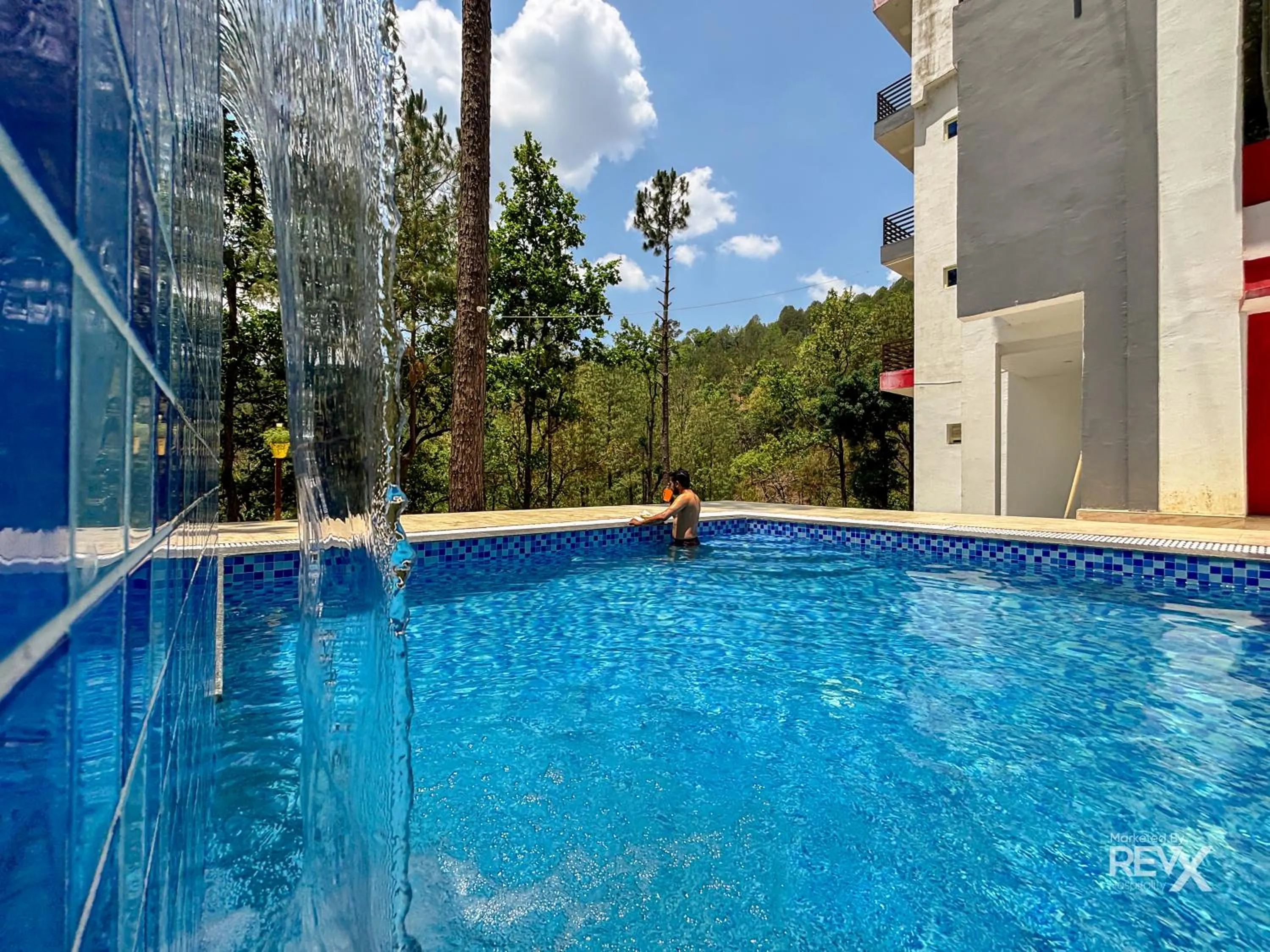 Day in Hotel Prince valley