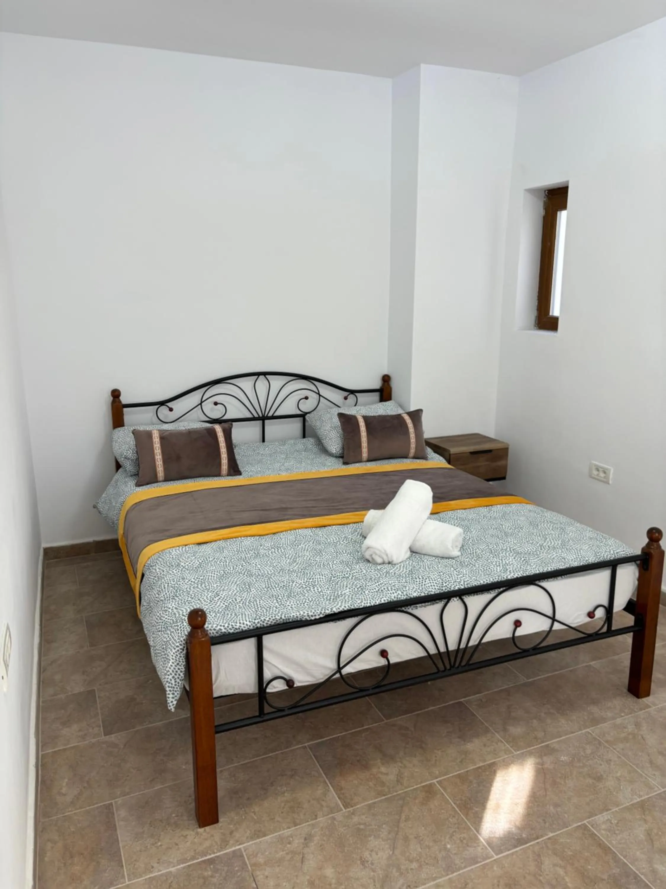 Bed in The Loft Gara de Nord