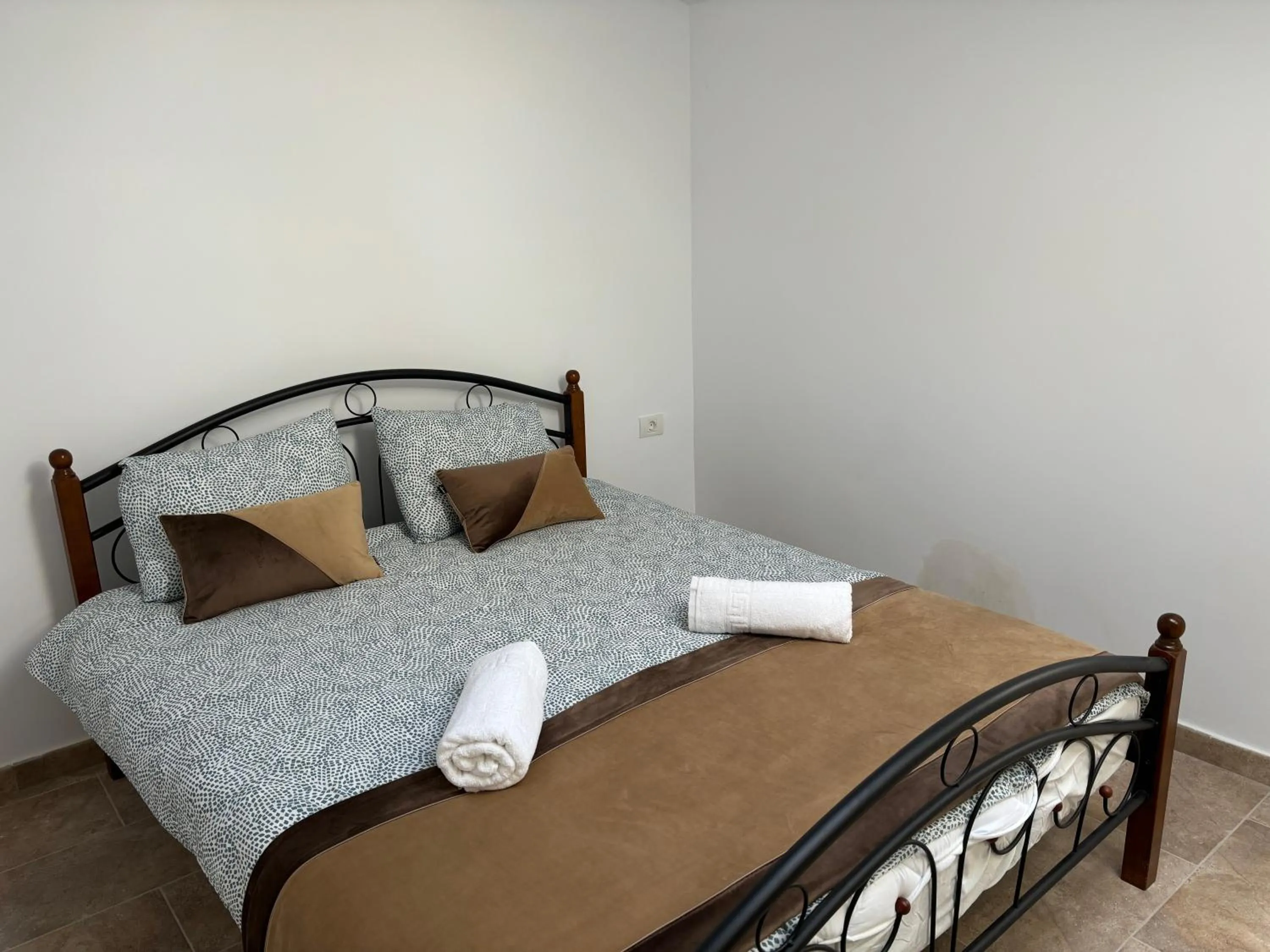 Bed in The Loft Gara de Nord