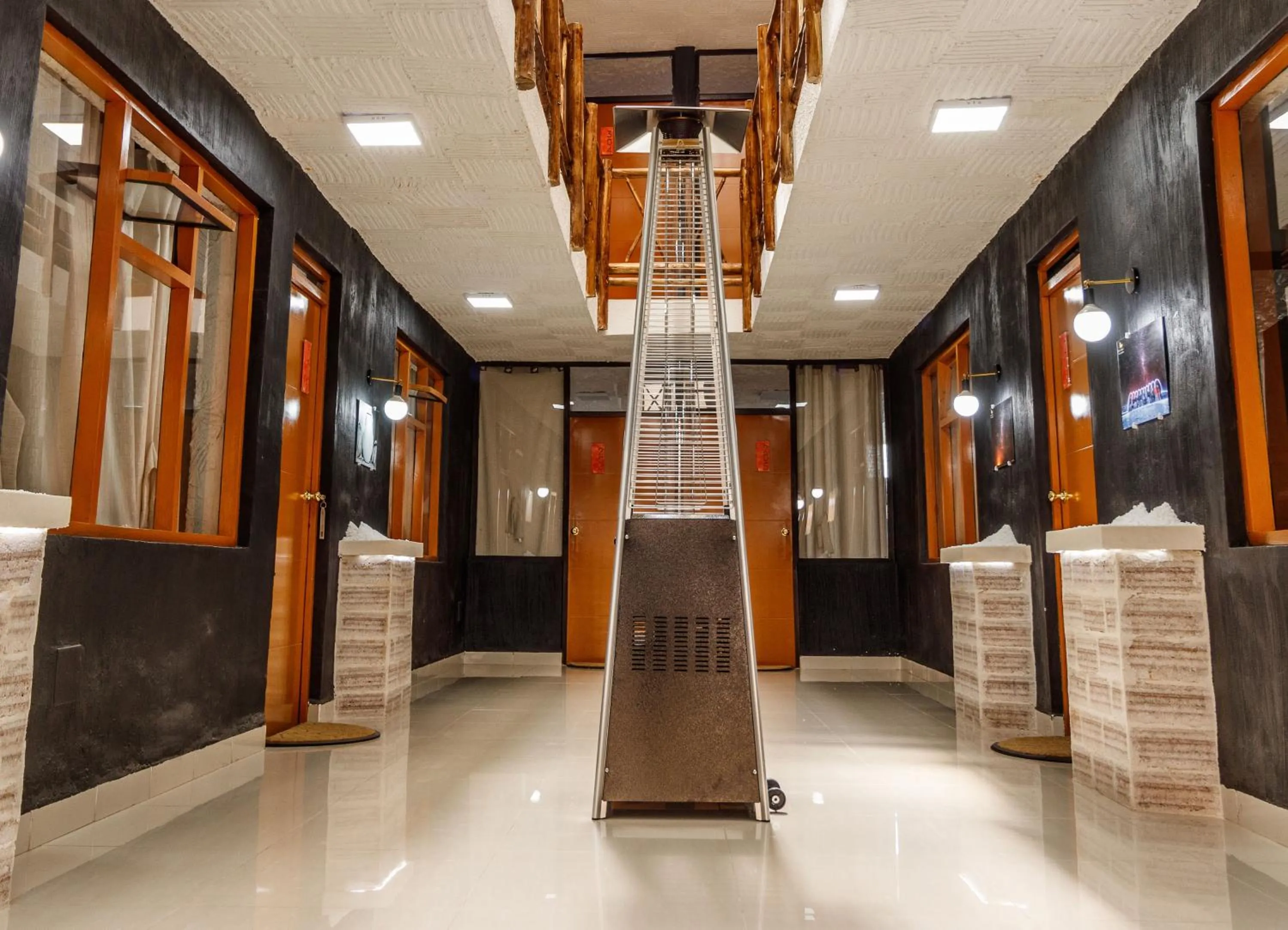 Decorative detail in KW HOTEL