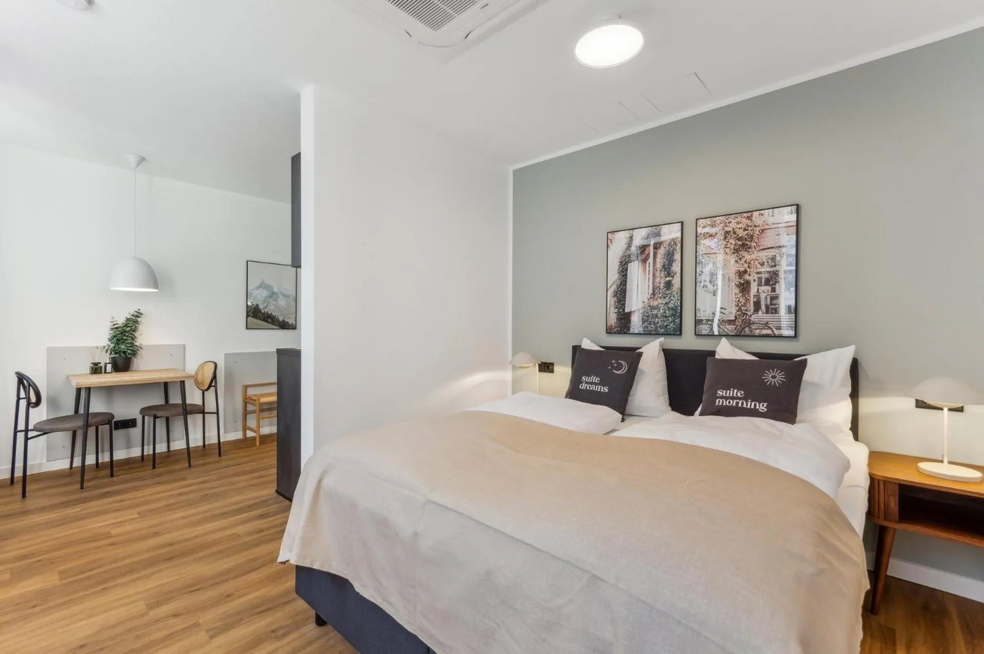 Bed in Limehome Oberhausen Paul-Reusch-Str