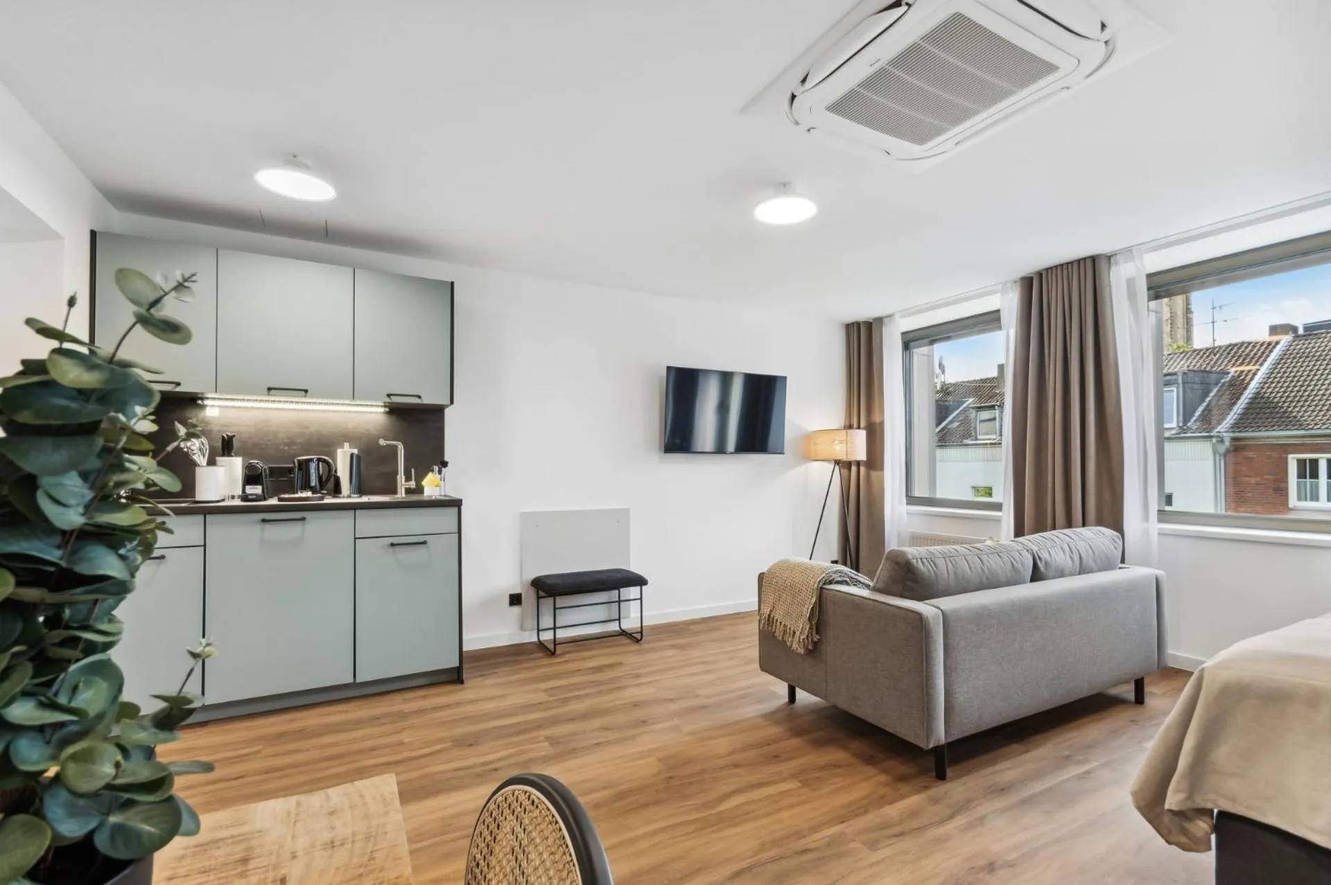 Kitchen or kitchenette in Limehome Oberhausen Paul-Reusch-Str