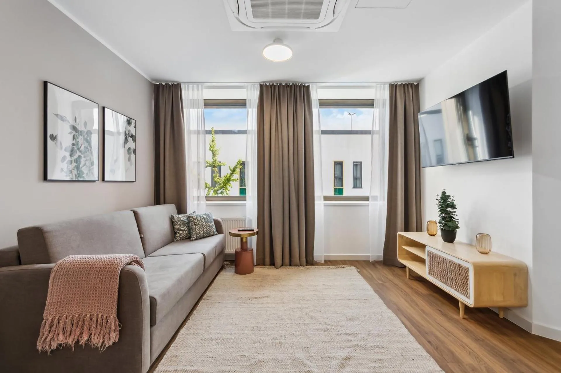 TV and multimedia in Limehome Oberhausen Paul-Reusch-Str