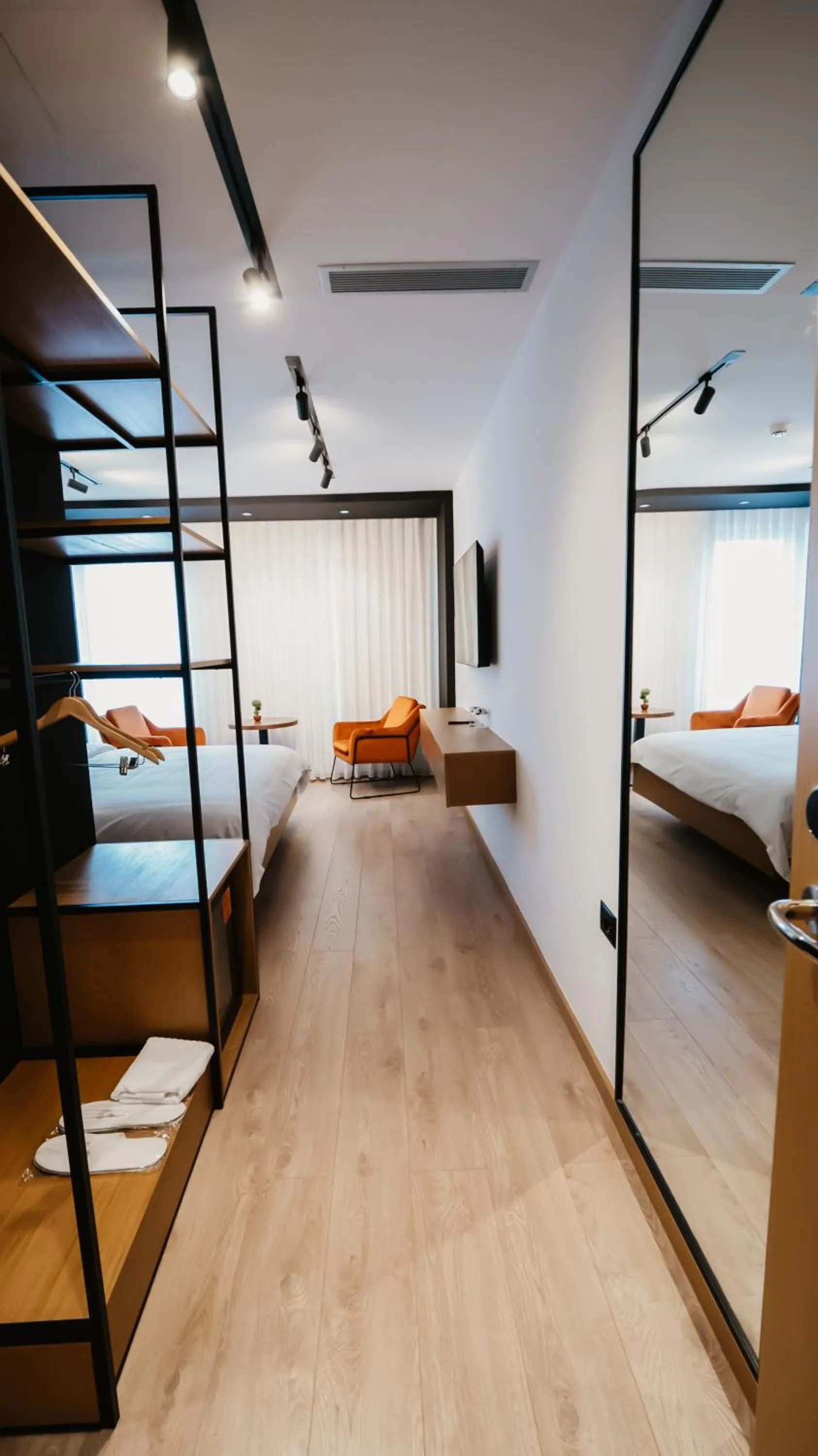 Bedroom, Bed in BAZ'HUR Boutique Hotel