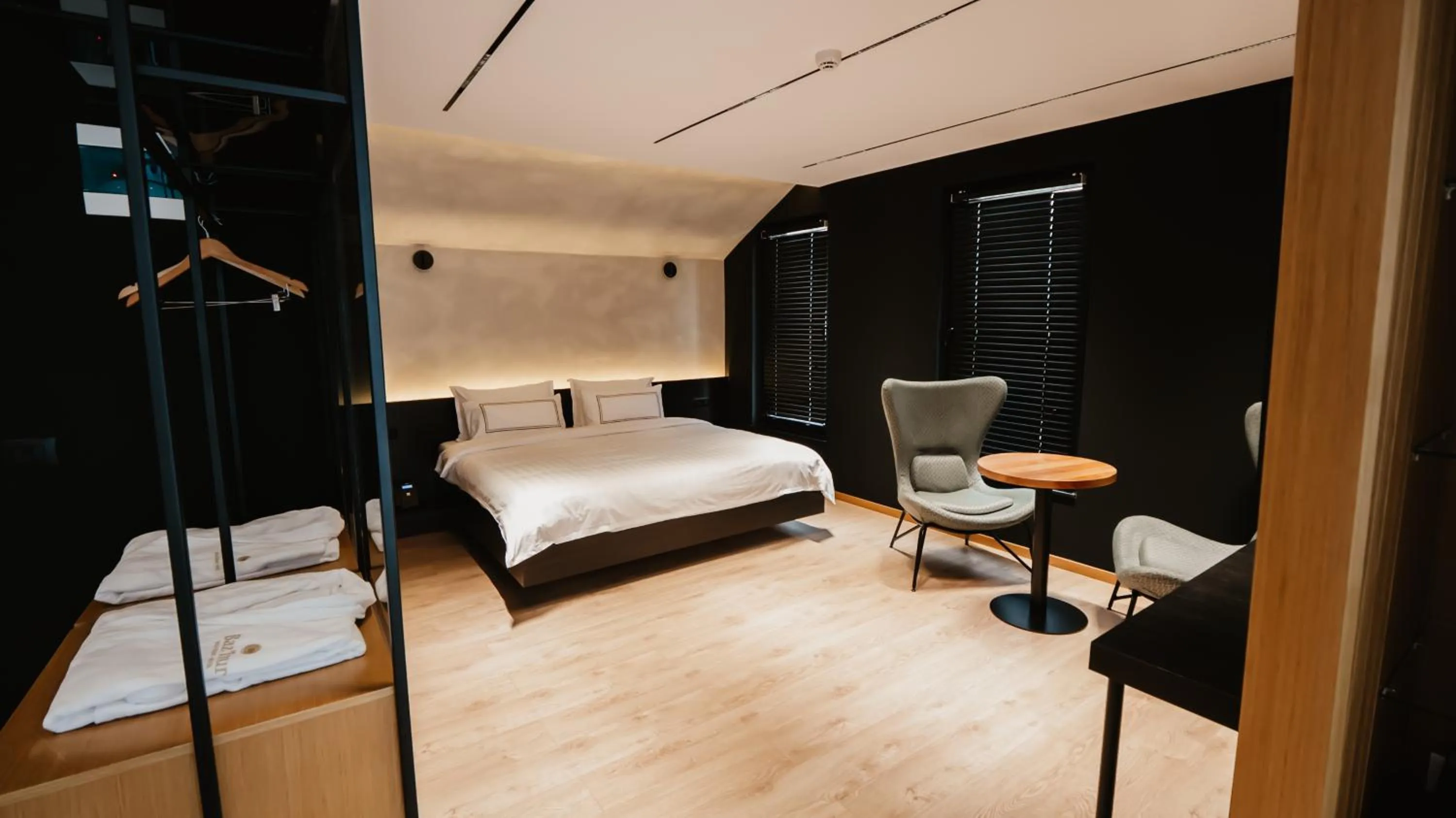 Bed in BAZ'HUR Boutique Hotel