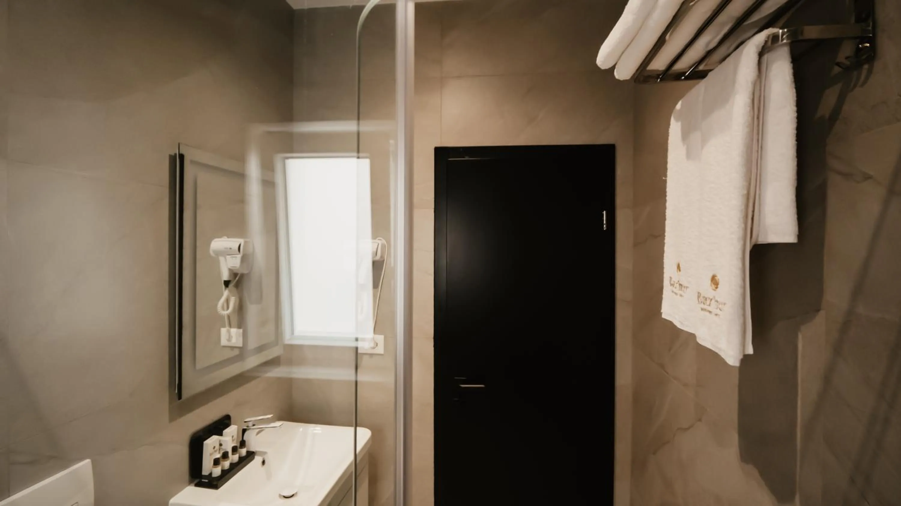 towels in BAZ'HUR Boutique Hotel