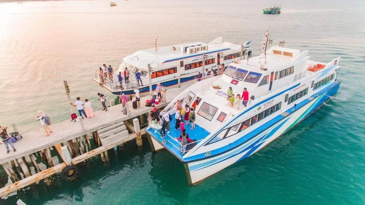 Romny cozy bay Resort